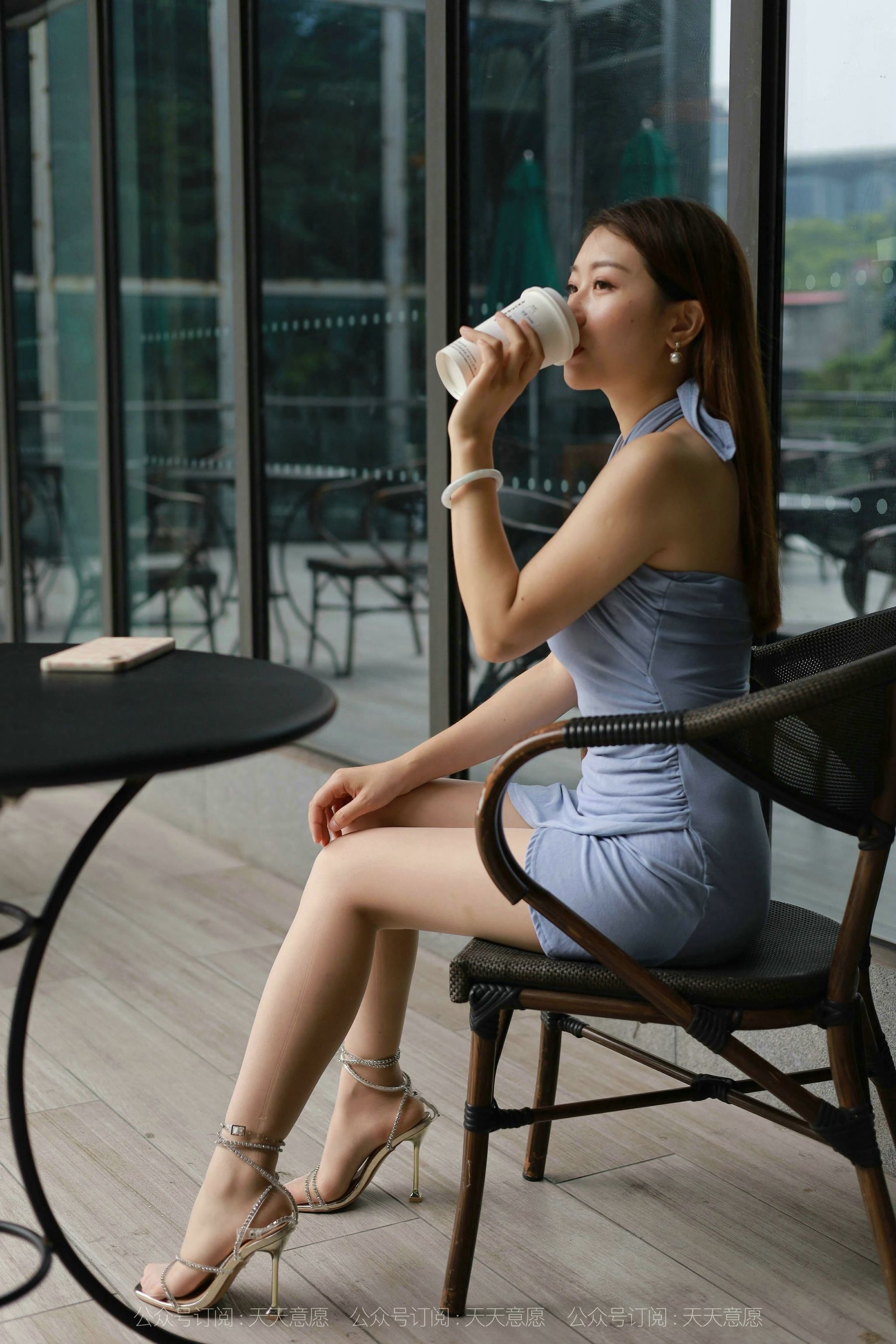 [IESS异思趣向]  模特：小婕《咖啡店邂逅网紅美女》