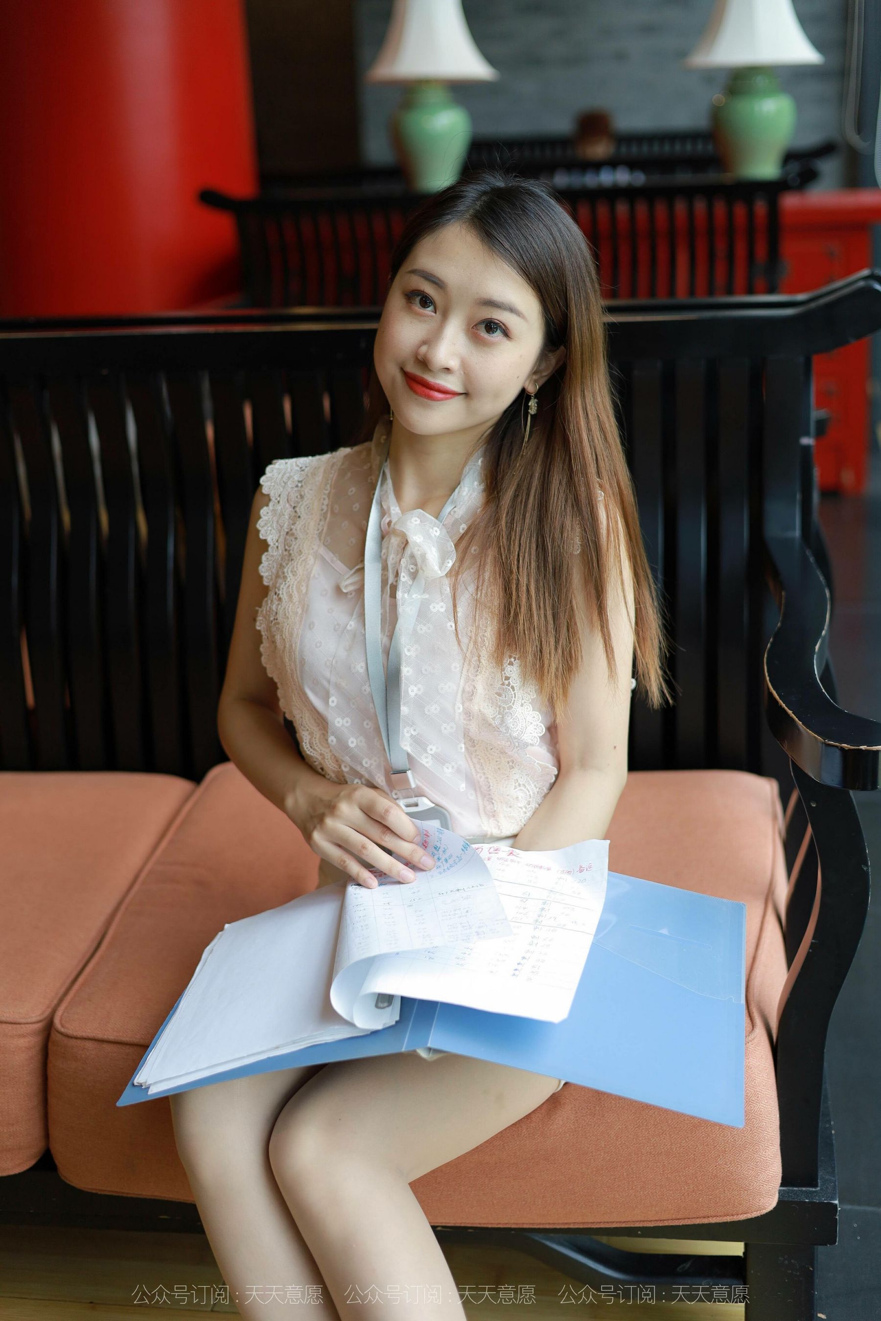 [IESS异思趣向]  模特：小婕《美腿业务员》