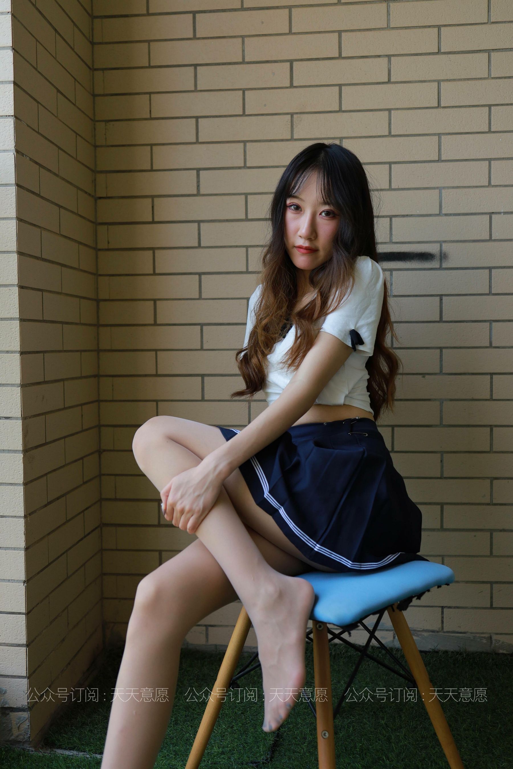 [IESS异思趣向]  模特：怡怡《长腿少女》