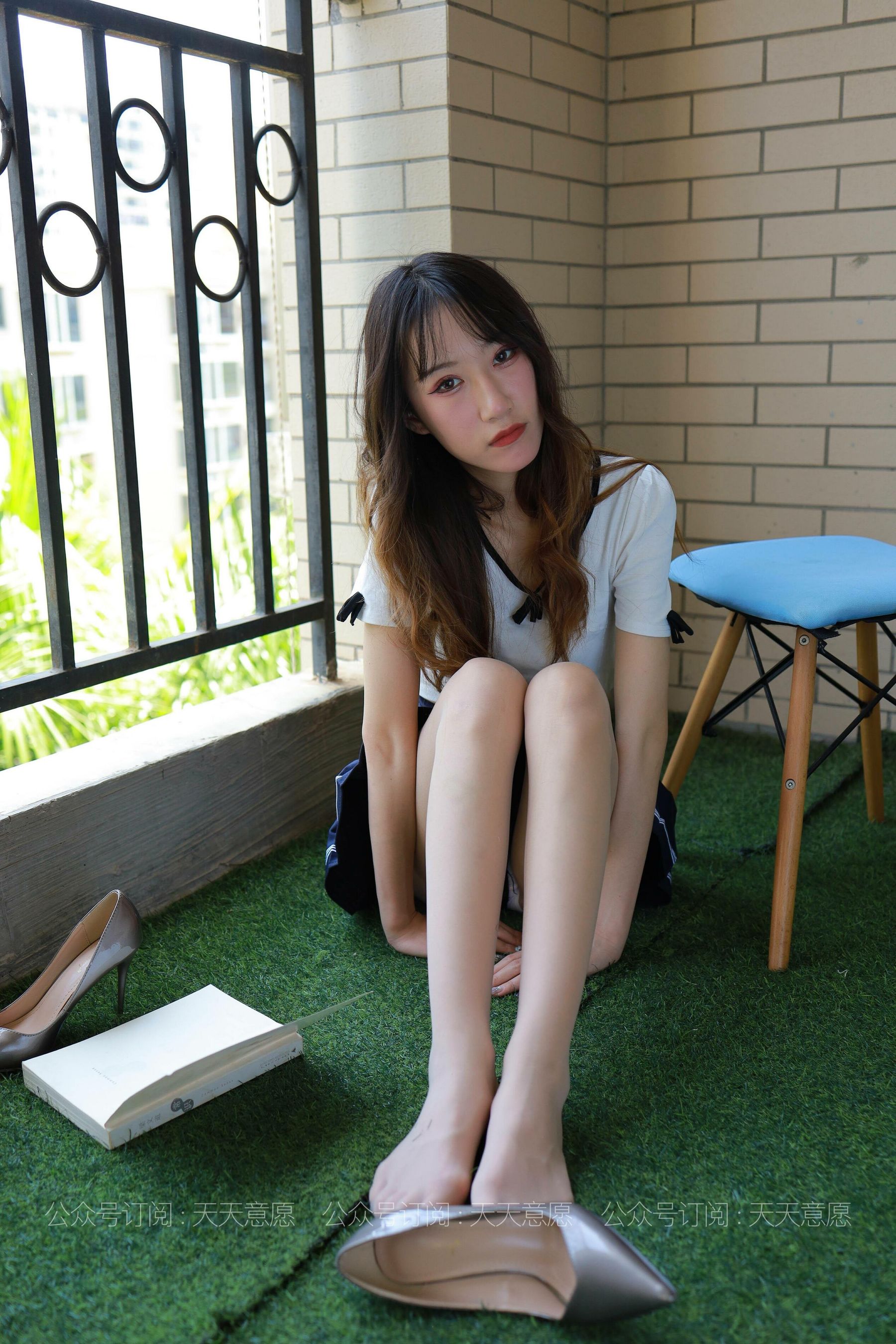 [IESS异思趣向]  模特：怡怡《长腿少女》