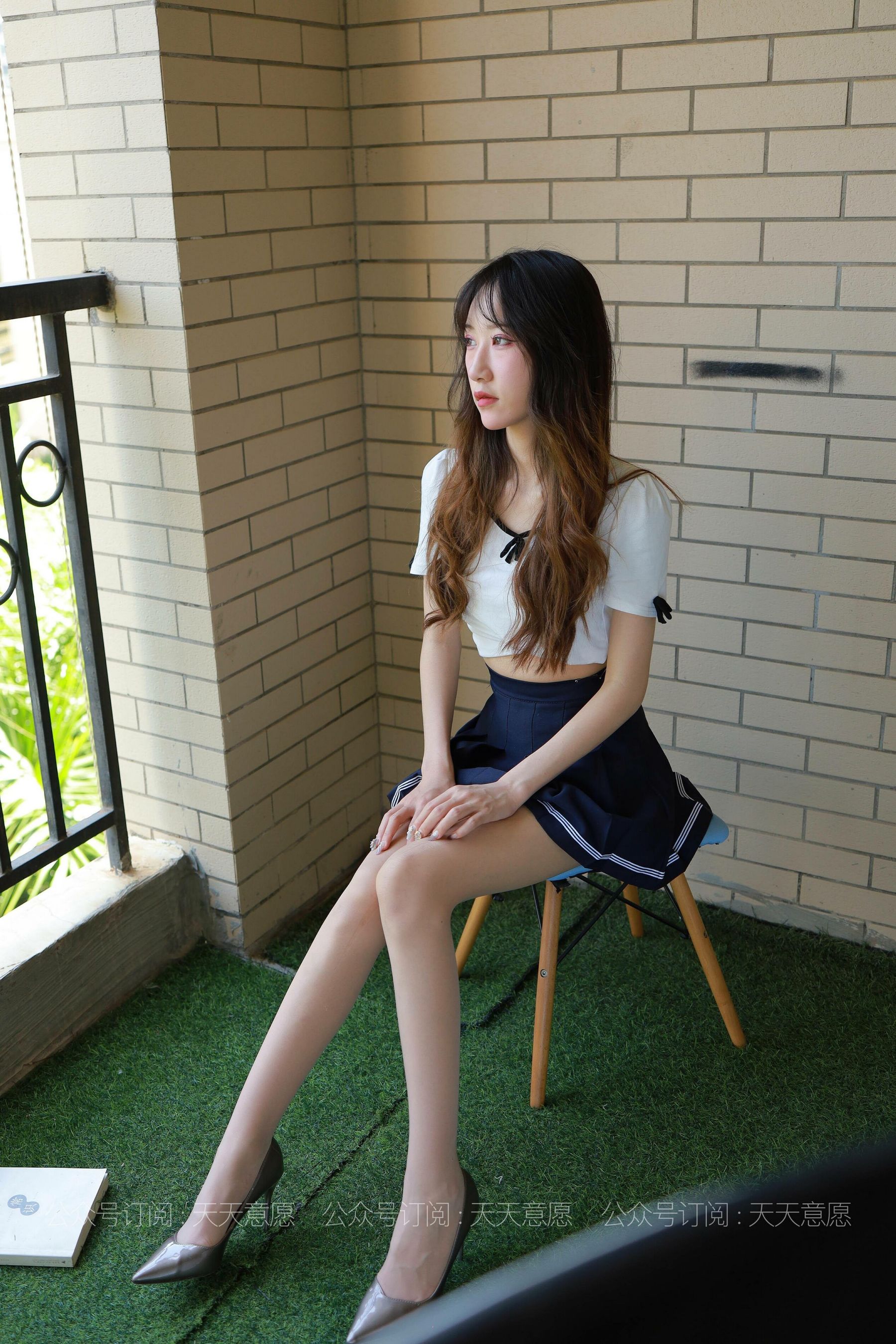 [IESS异思趣向]  模特：怡怡《长腿少女》