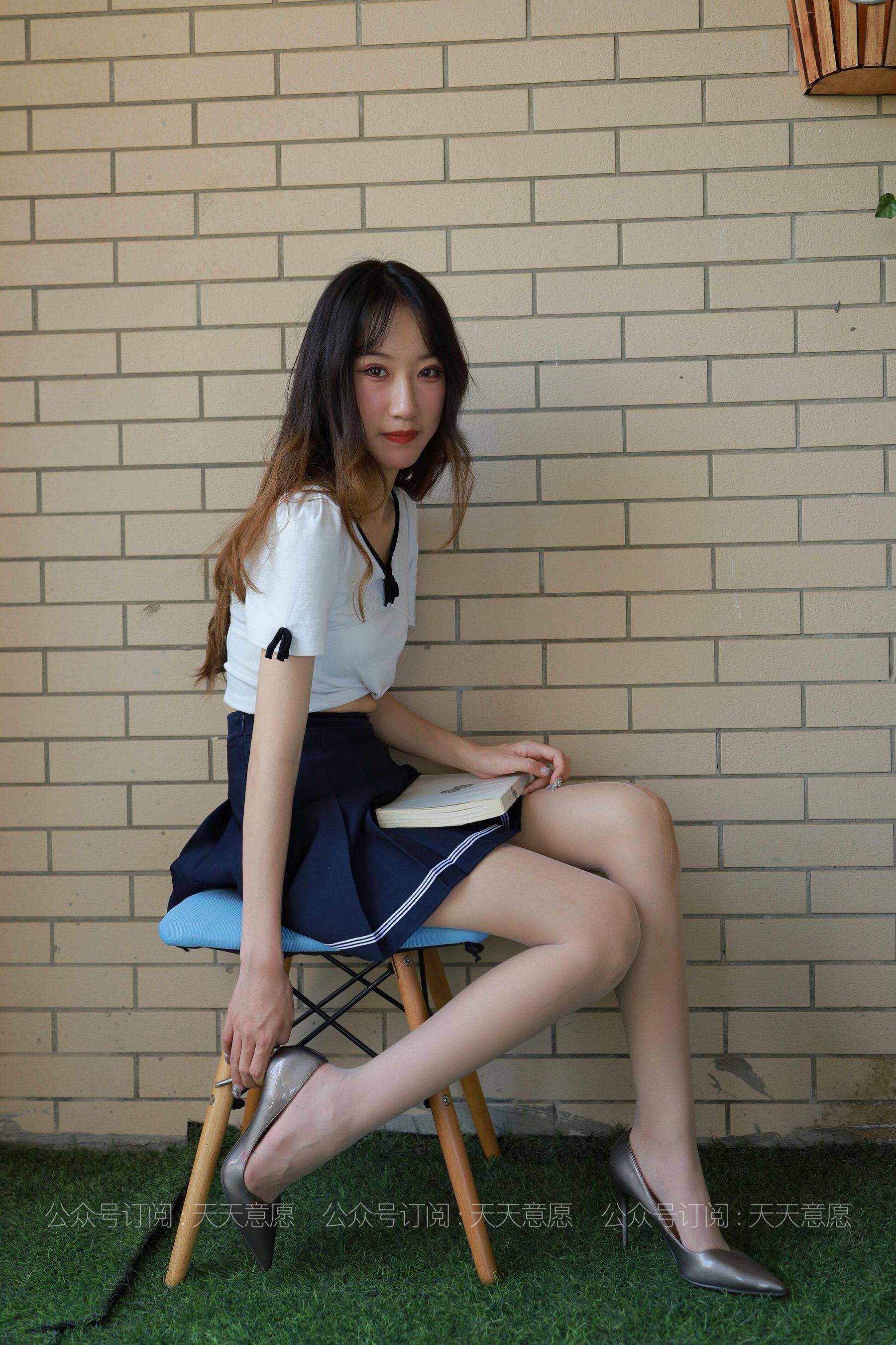 [IESS异思趣向]  模特：怡怡《长腿少女》