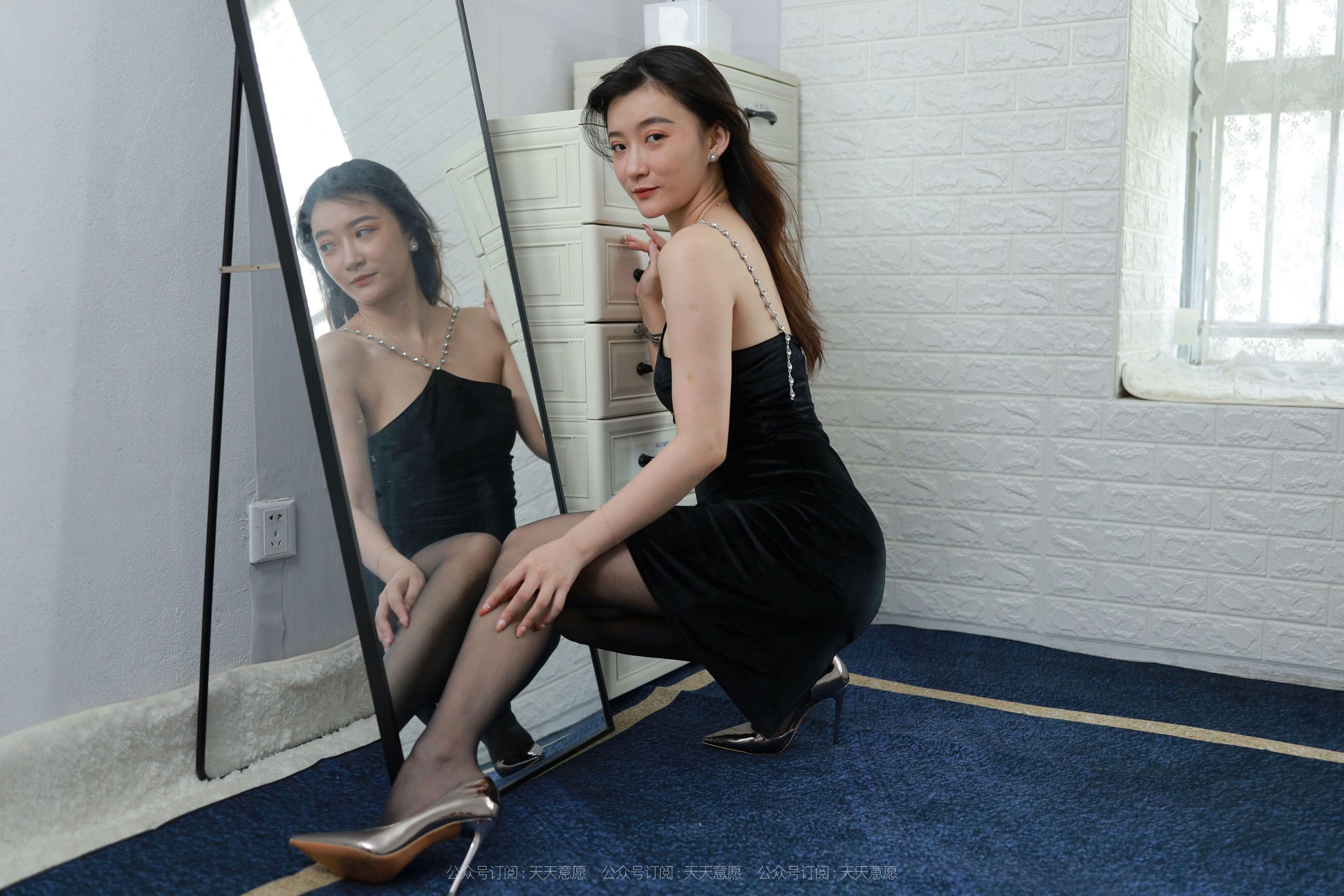 [IESS异思趣向]  模特：秋秋《性感黑玫瑰》