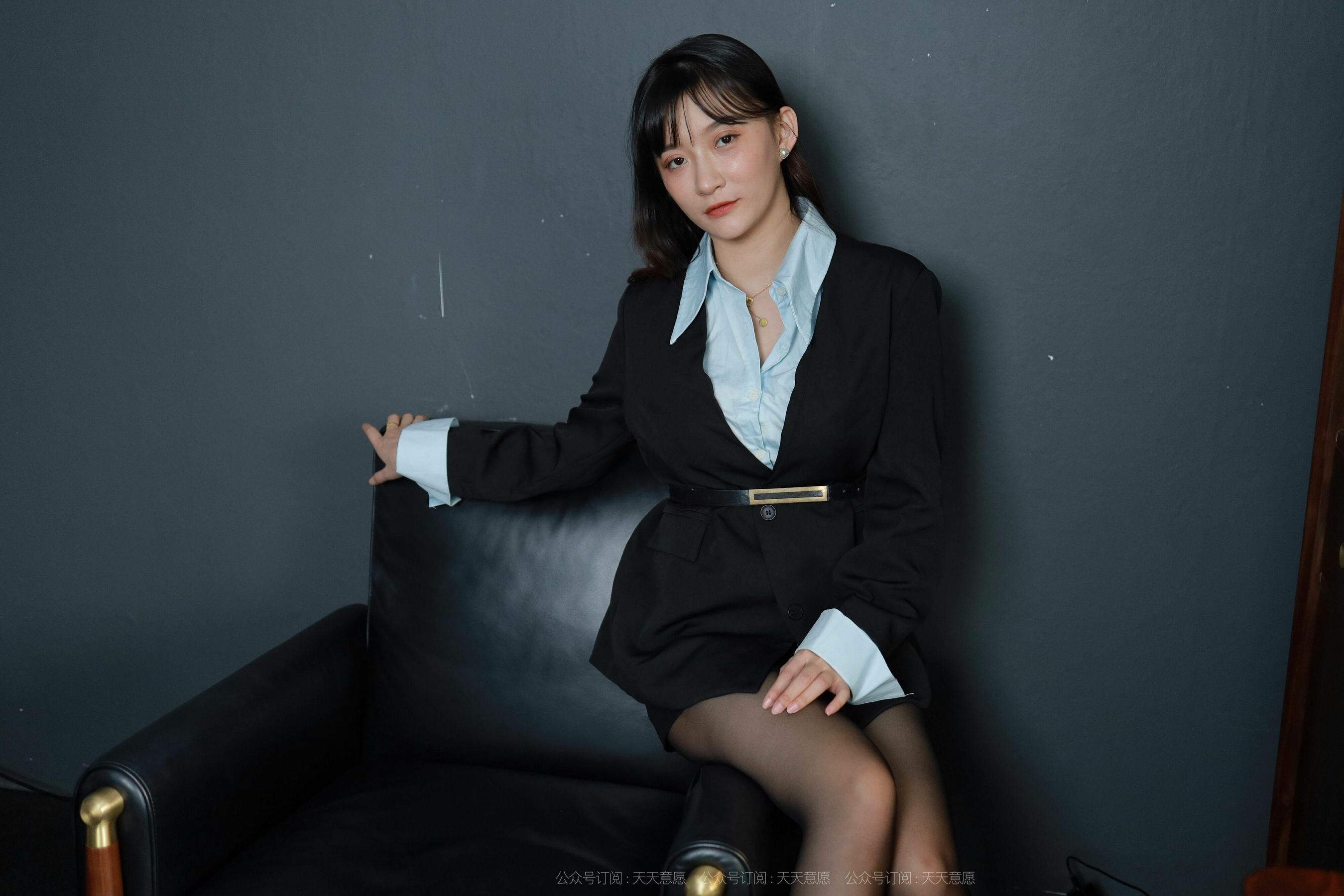 [IESS异思趣向]  模特：秋秋《时尚职业装》