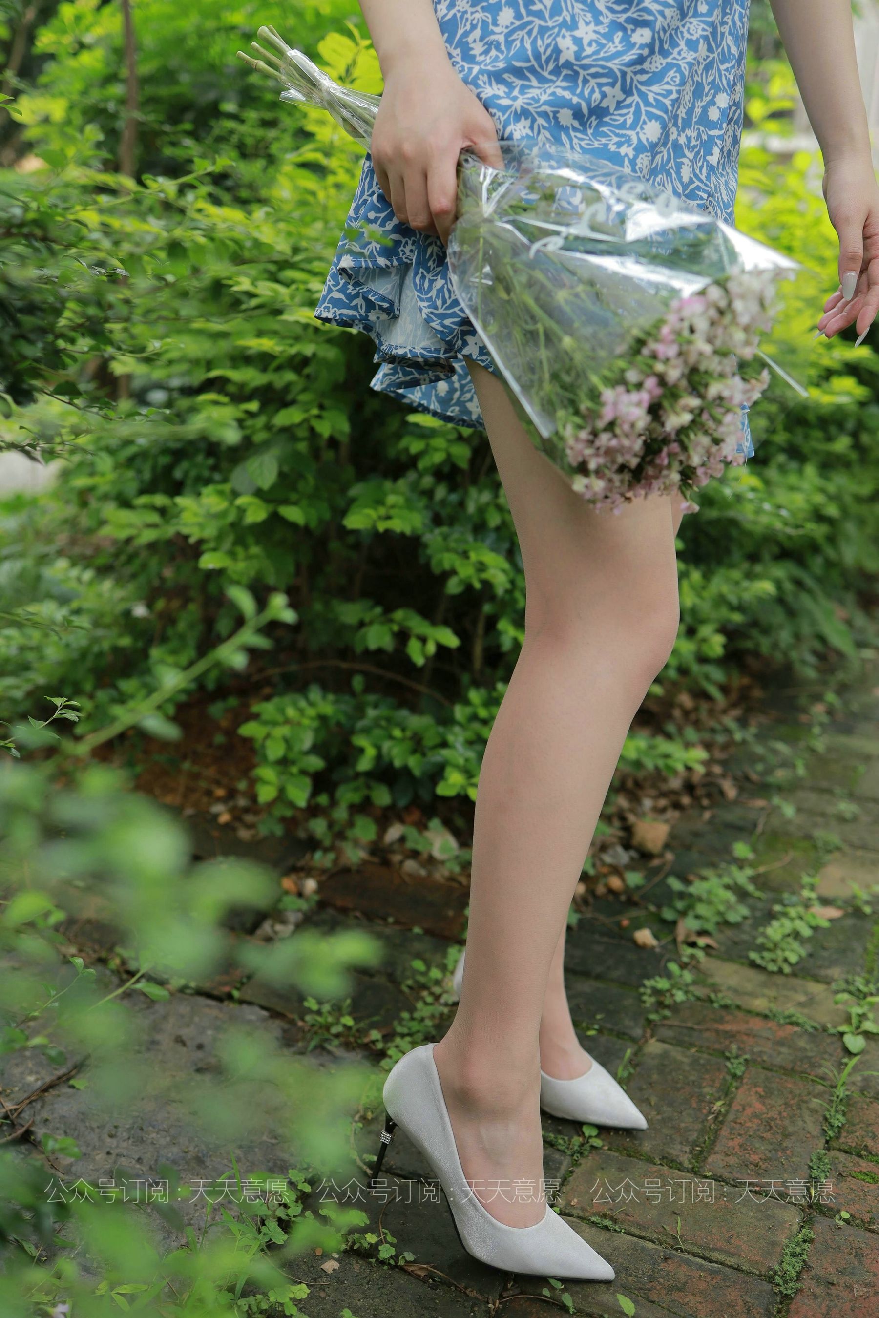 [IESS异思趣向]  模特：紫薇《卖花的小女孩》
