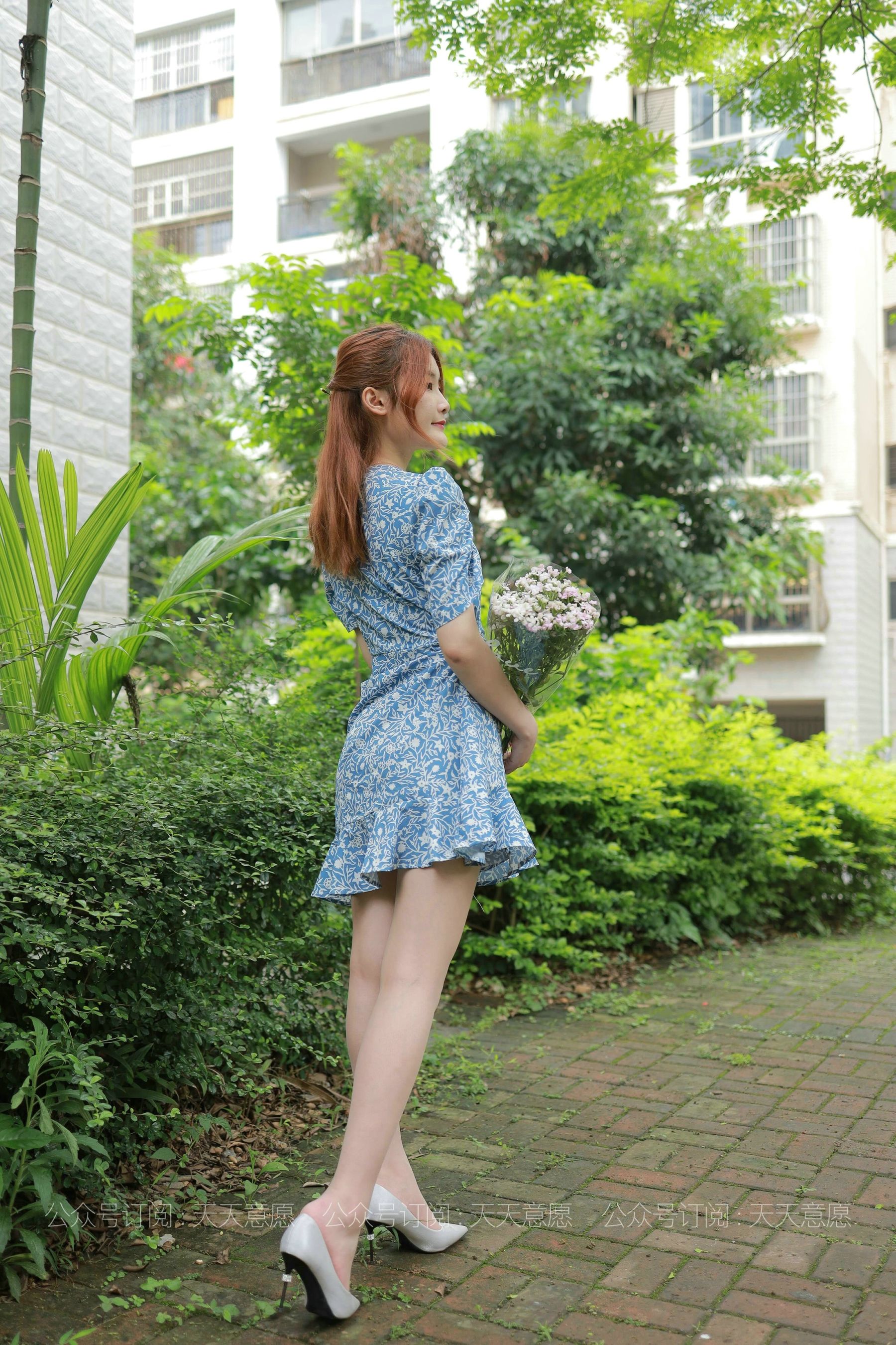 [IESS异思趣向]  模特：紫薇《卖花的小女孩》