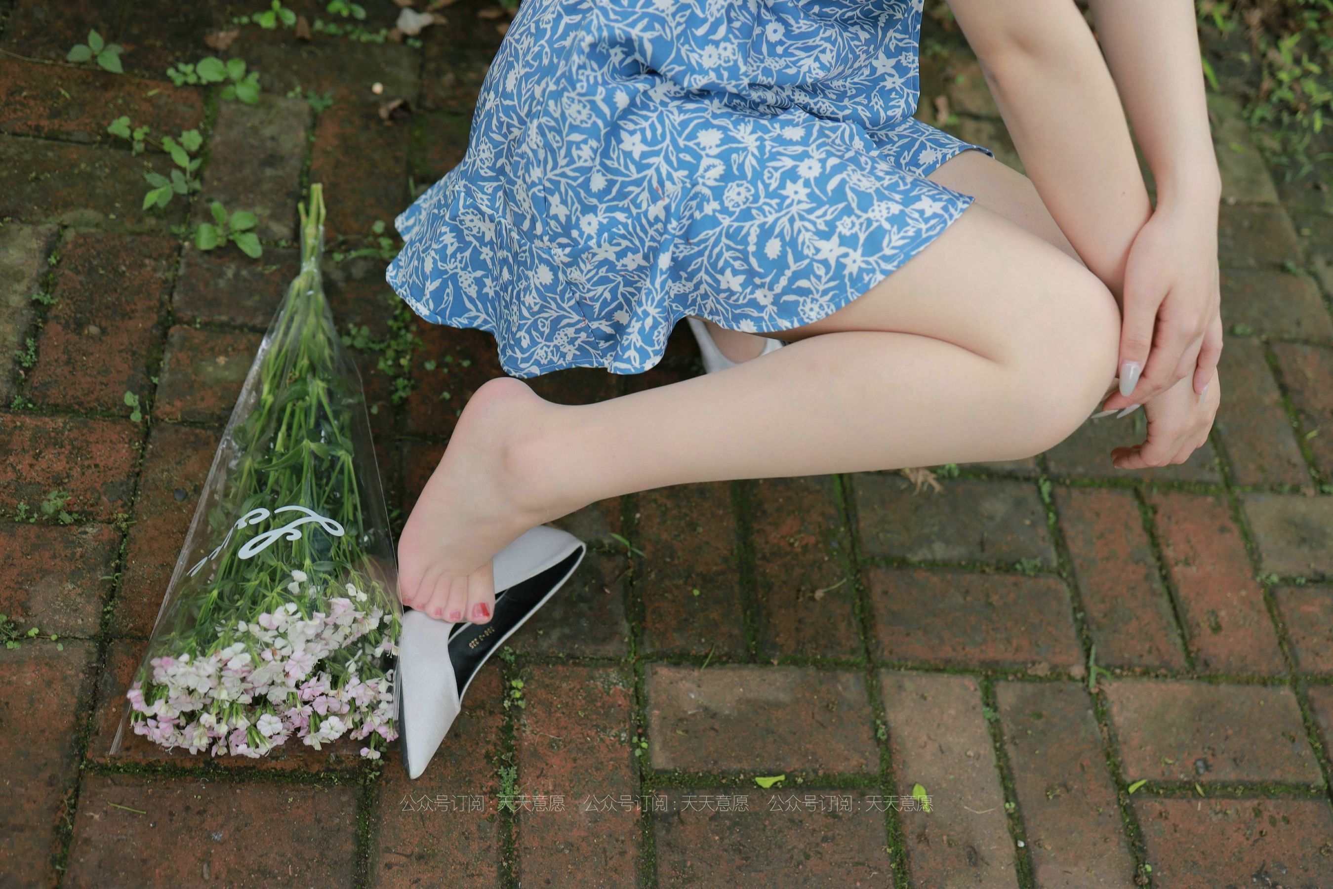 [IESS异思趣向]  模特：紫薇《卖花的小女孩》