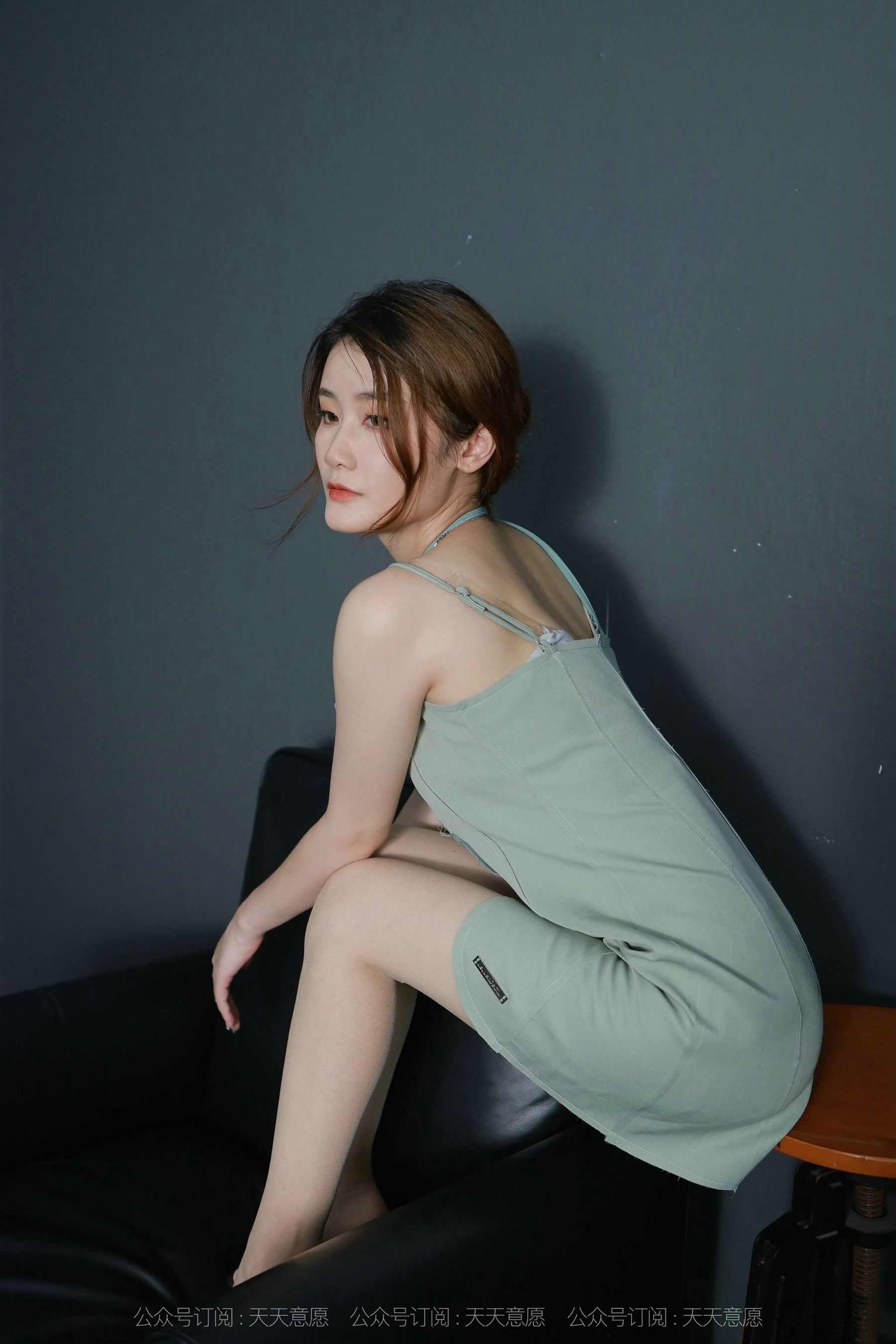 [IESS异思趣向]  模特：紫薇《淡绿短裙》