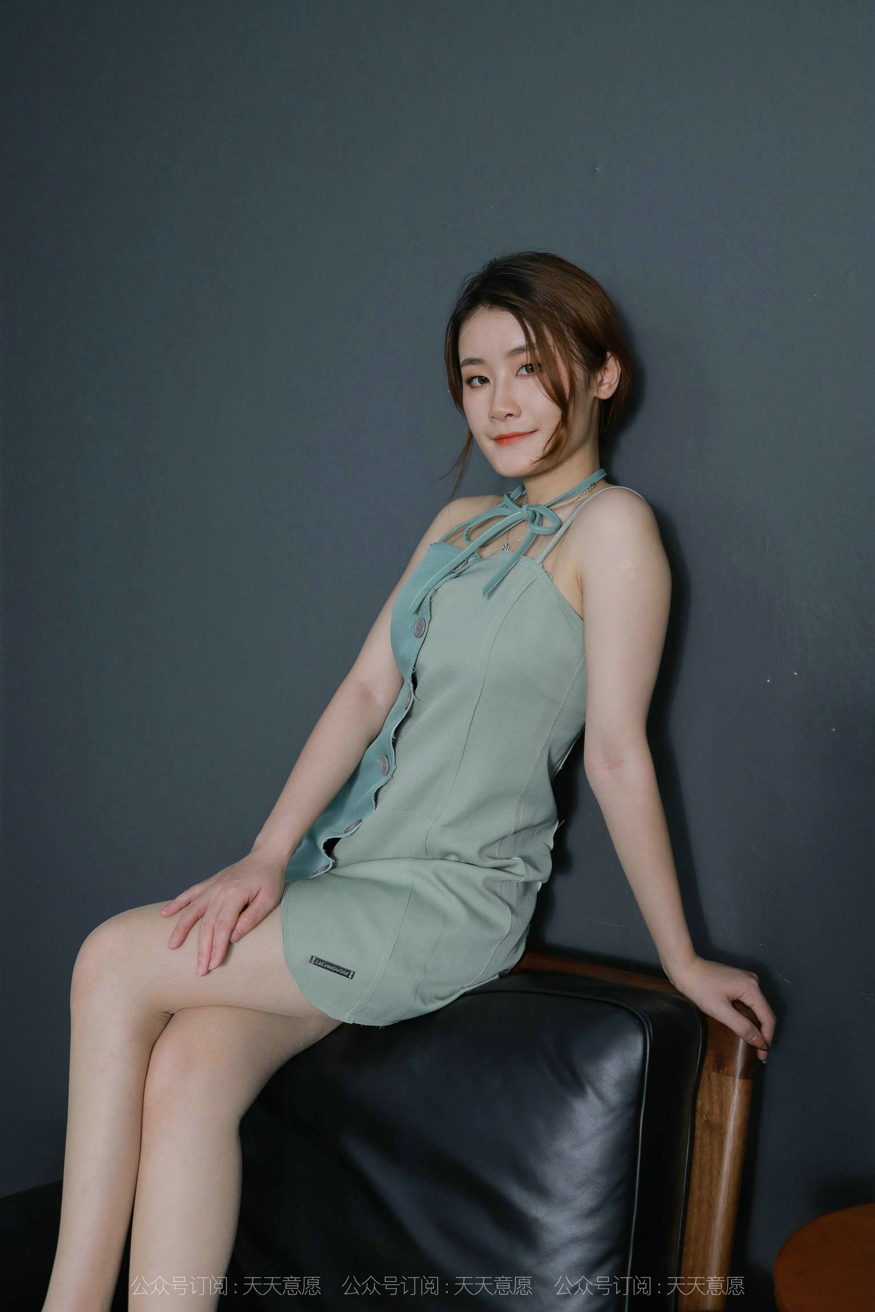 [IESS异思趣向]  模特：紫薇《淡绿短裙》