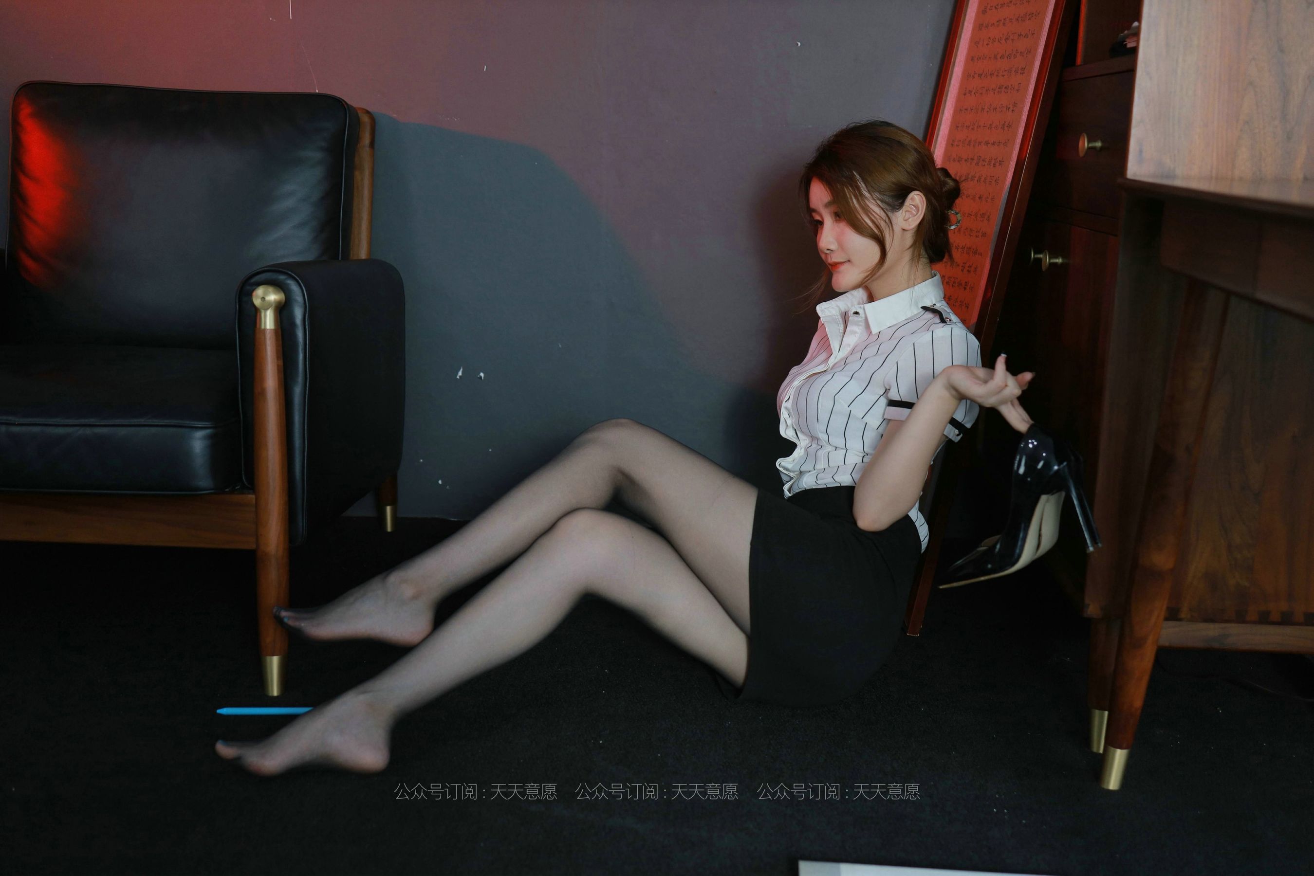 [IESS异思趣向]  模特：紫薇《麻辣女秘书》