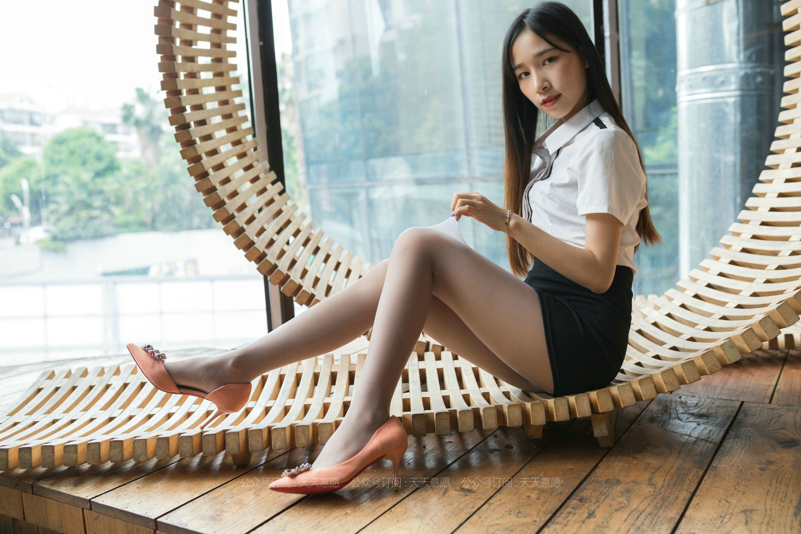 [IESS异思趣向]  模特：美子《OL职业装》