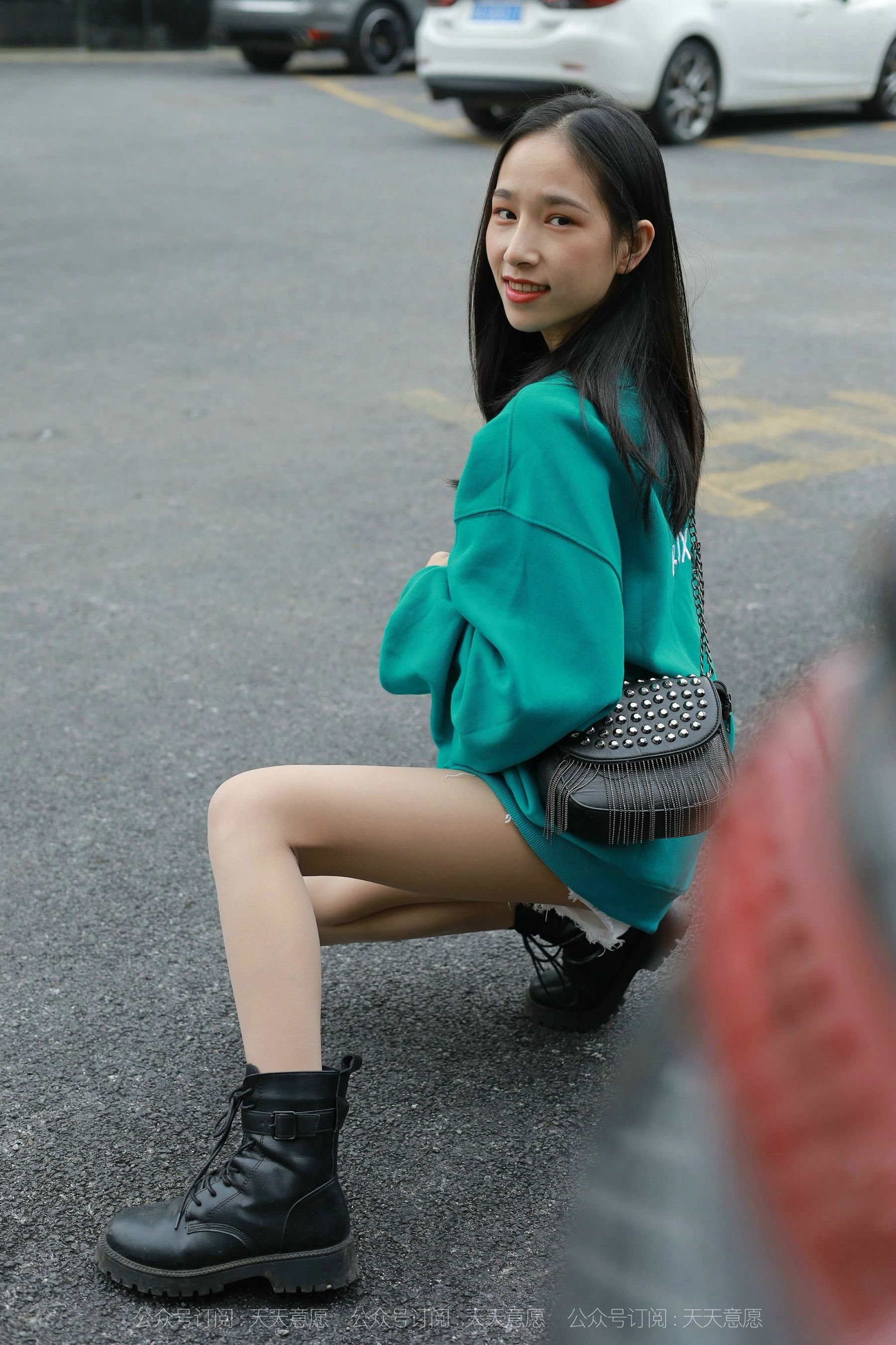 [IESS异思趣向]  模特：美子《停车场邂逅》
