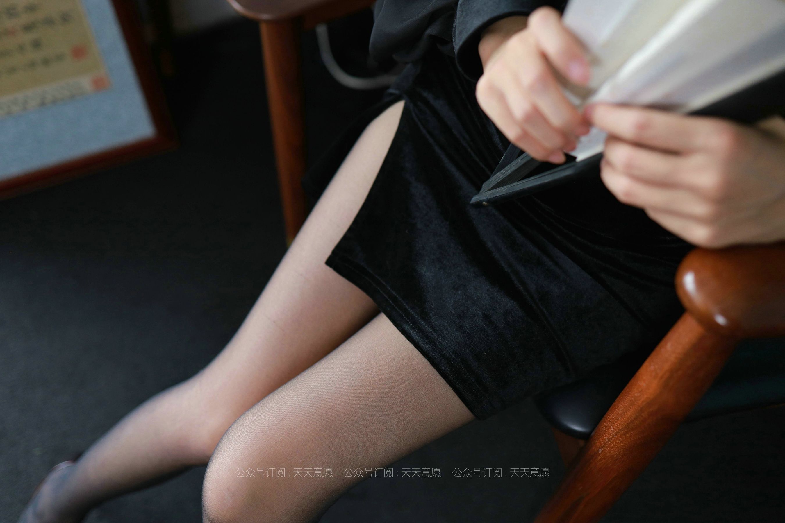 [IESS异思趣向]  模特：美子《新式旗袍短裙》