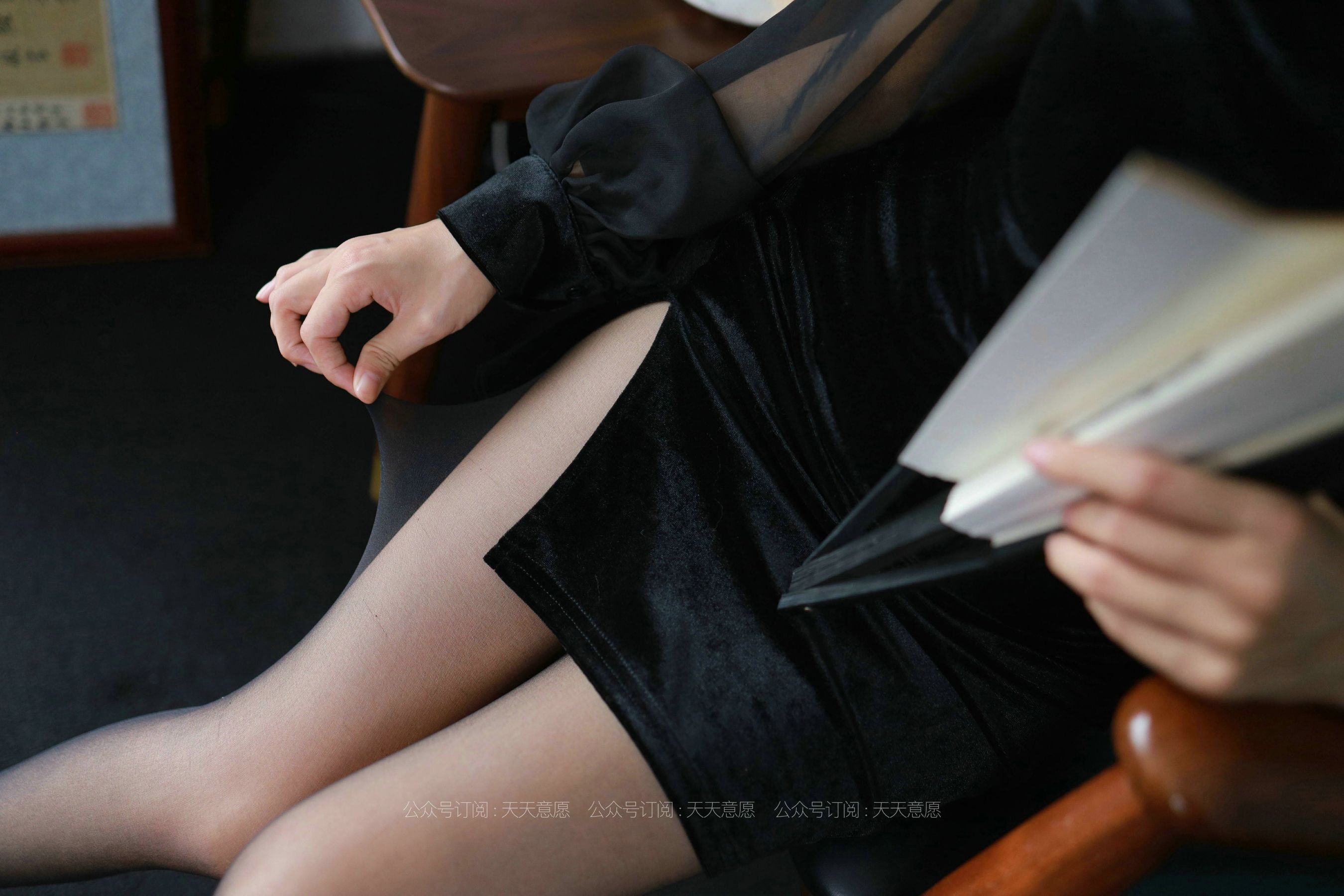 [IESS异思趣向]  模特：美子《新式旗袍短裙》