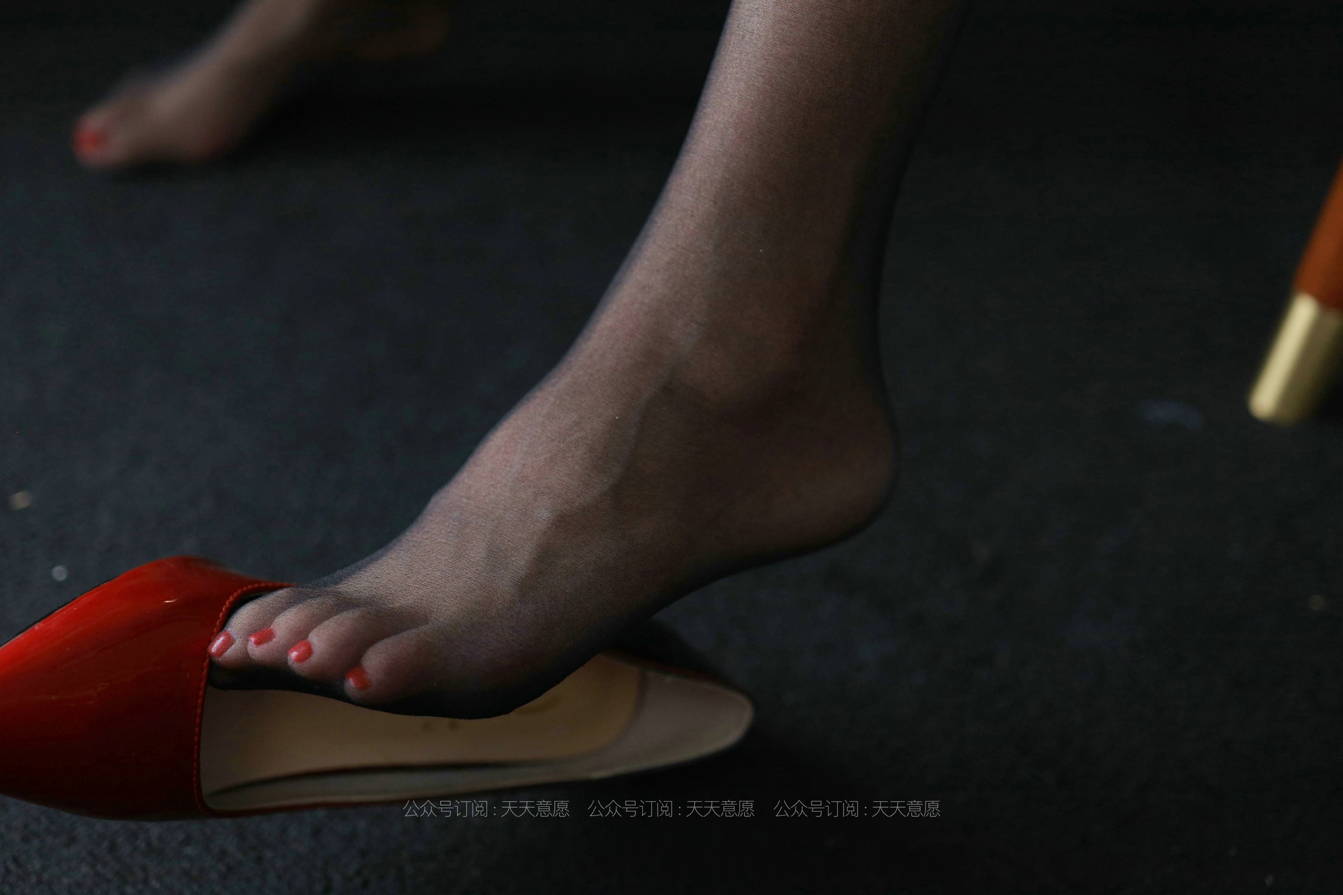 [IESS异思趣向]  模特：美子《新式旗袍短裙》