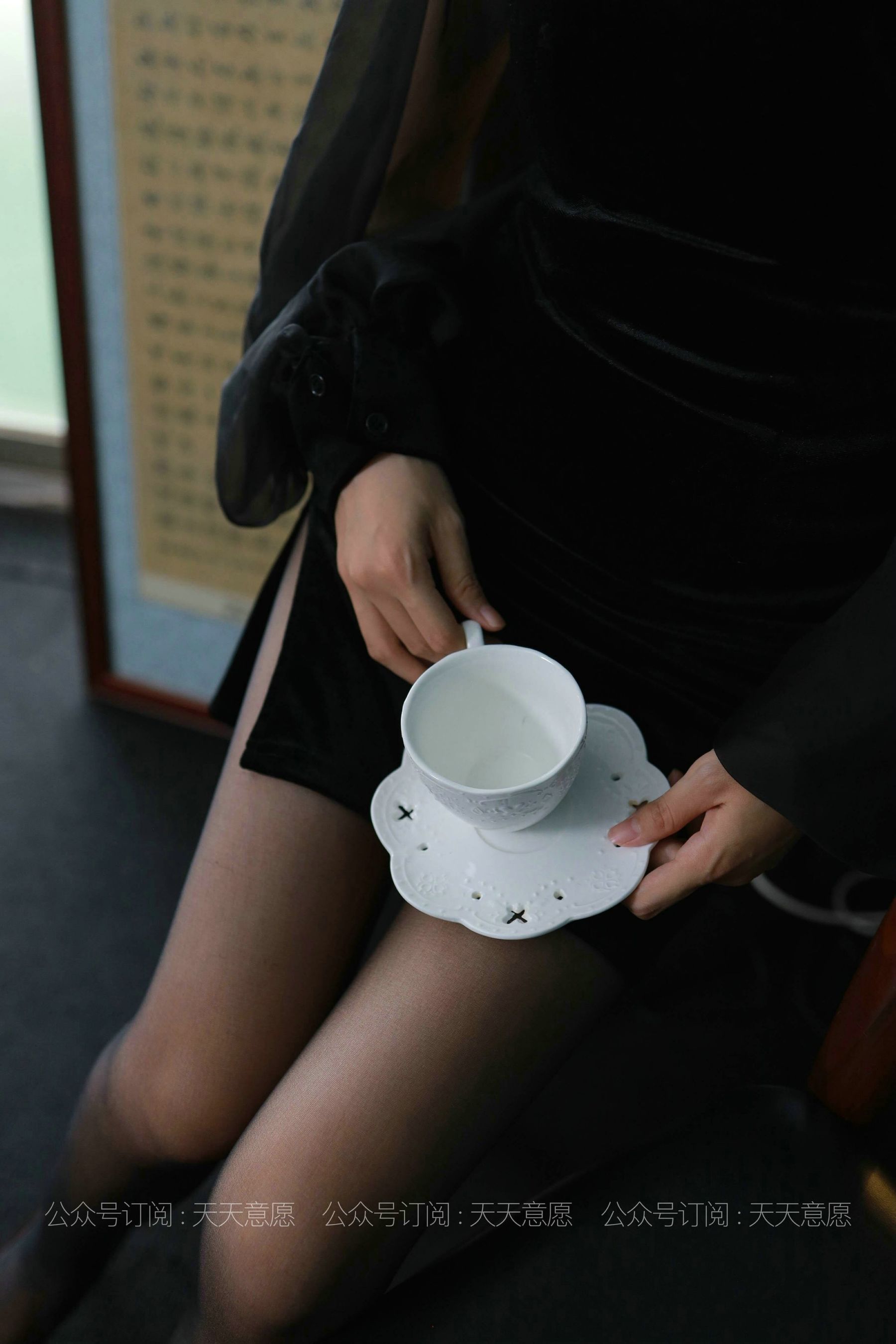 [IESS异思趣向]  模特：美子《新式旗袍短裙》