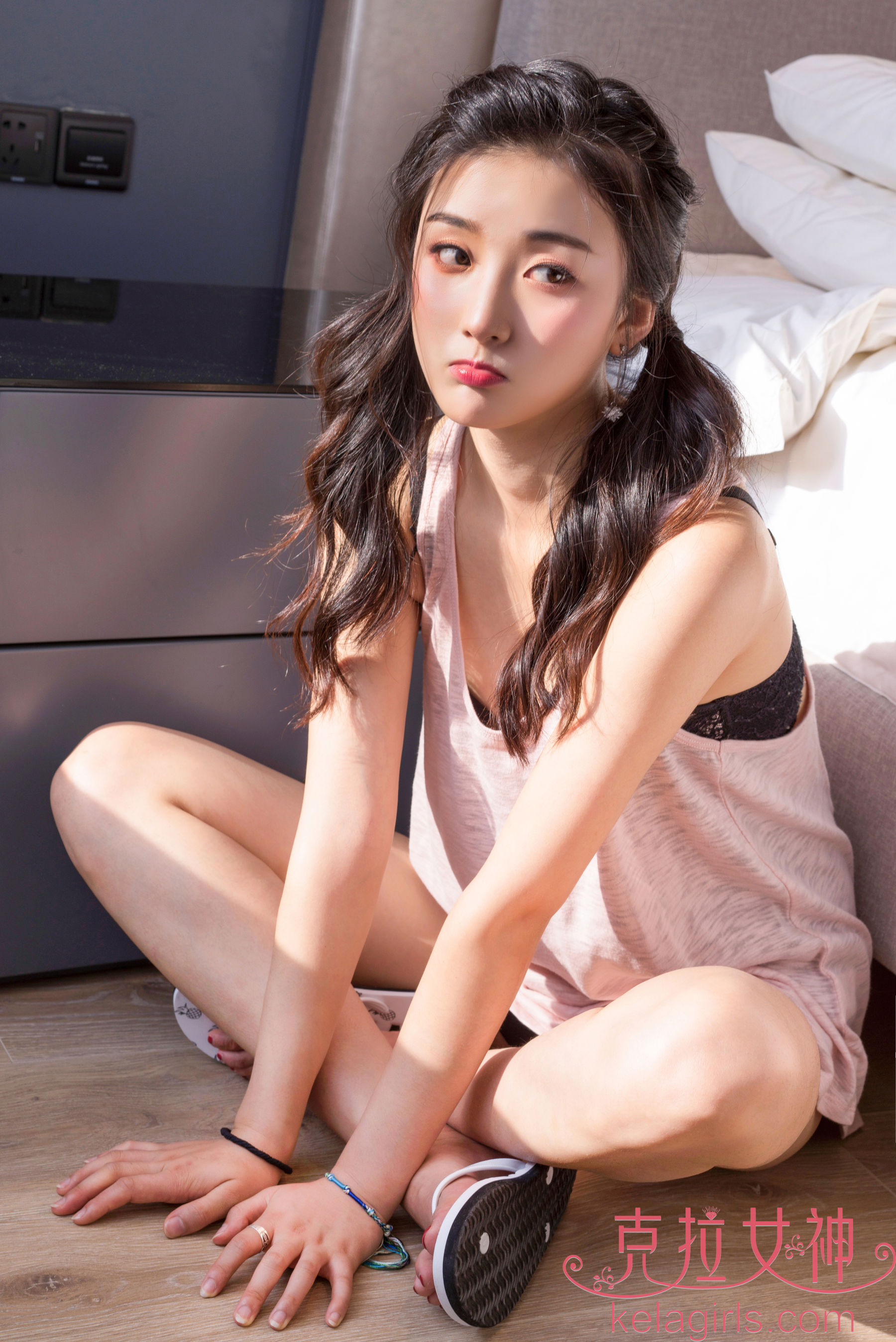 [克拉女神Kelagirls]  馨馨 风和日丽