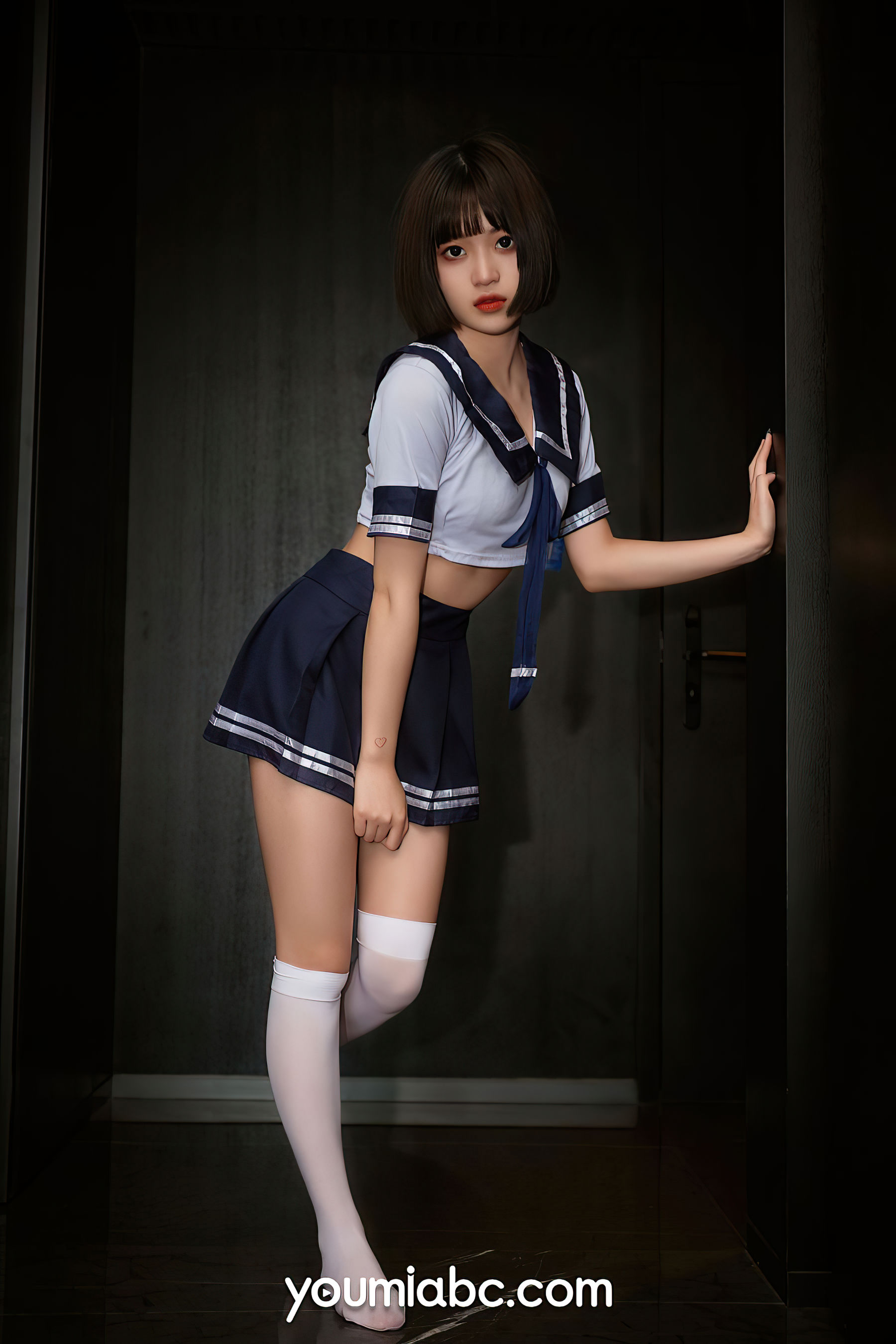[尤蜜YouMiabc]  萌萌 放学等我