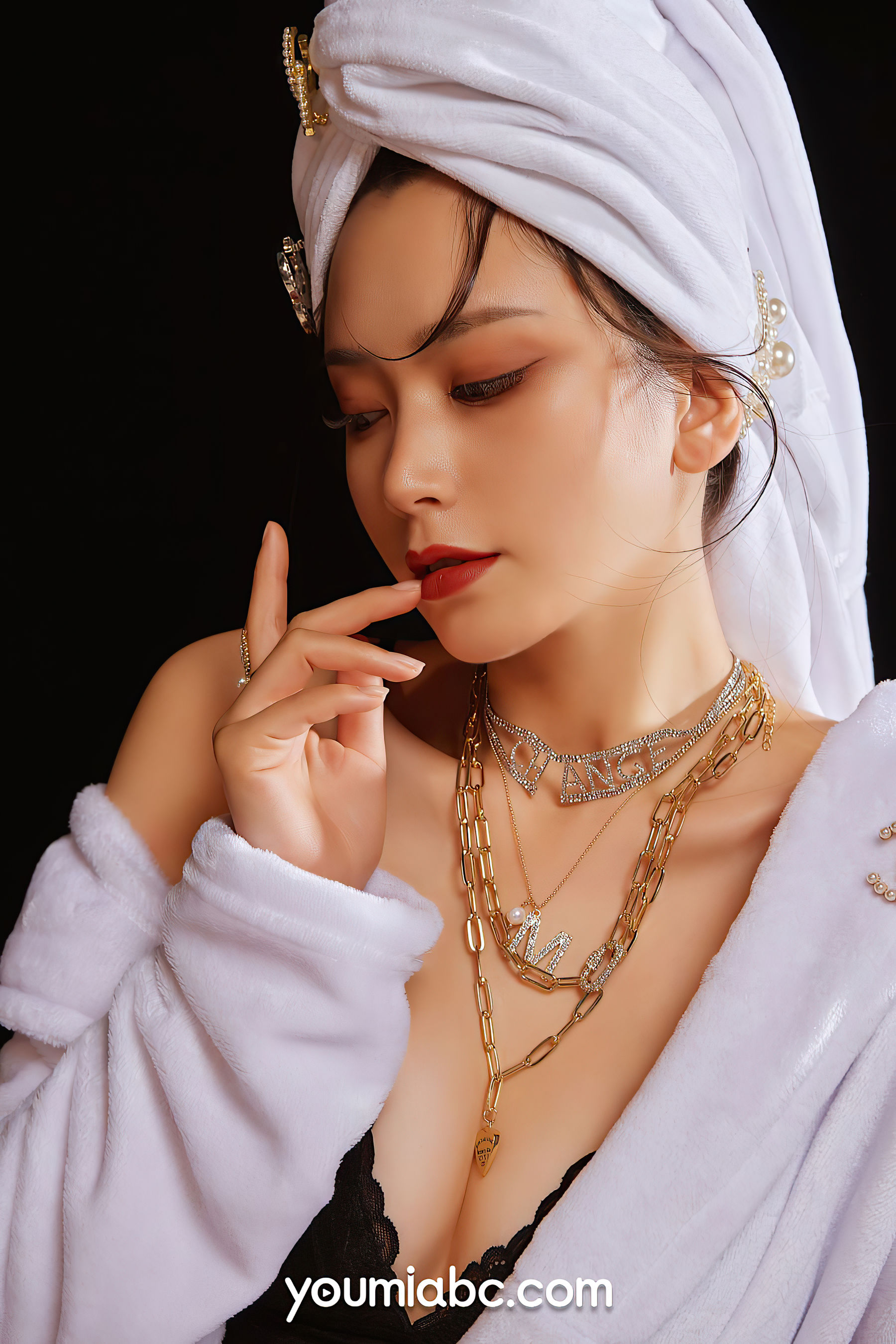 [尤蜜YouMiabc]  林夕 穿普拉达的女王