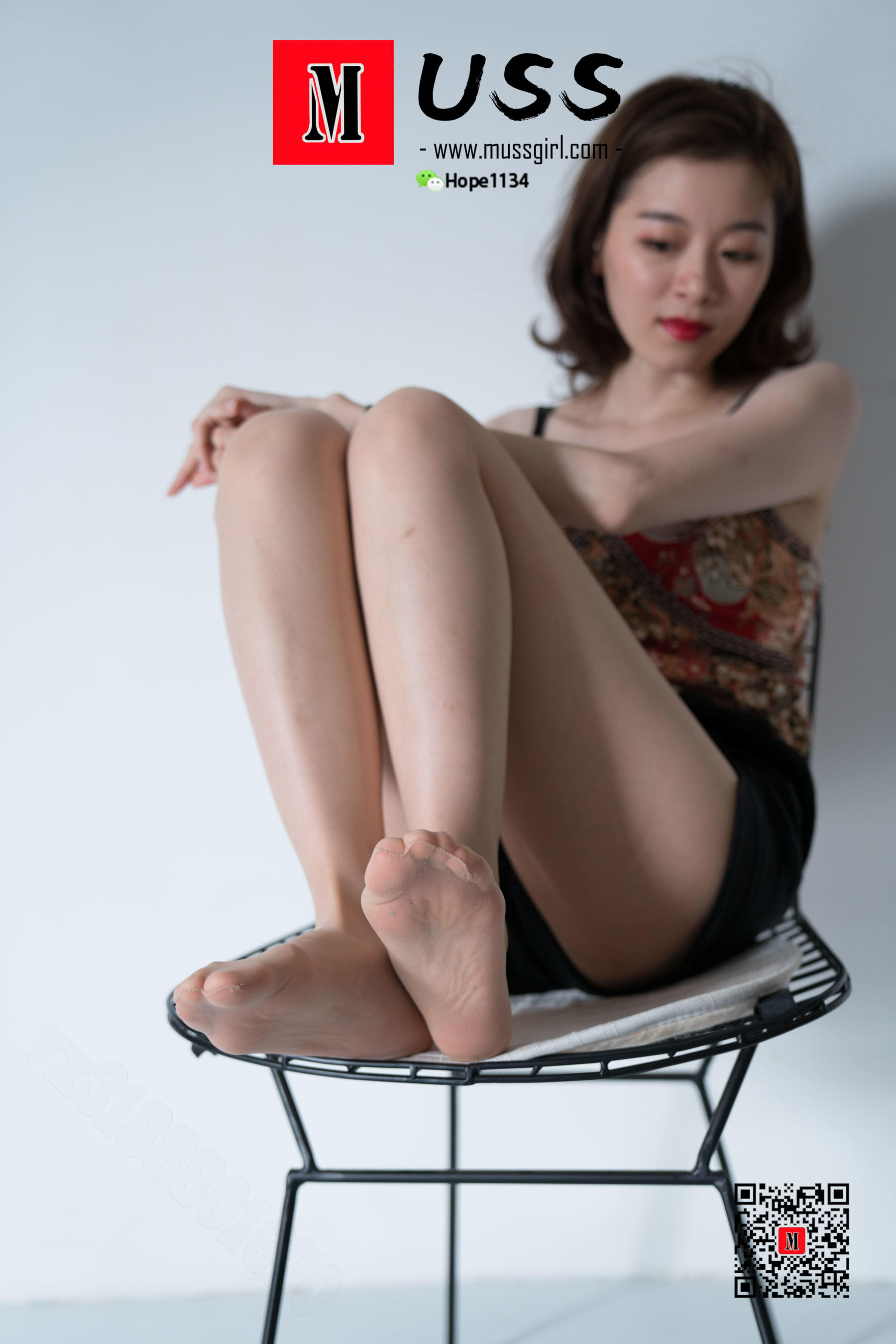 [慕丝女郎MussGirl] No.020 摄影与丝－model陈（足部特辑）