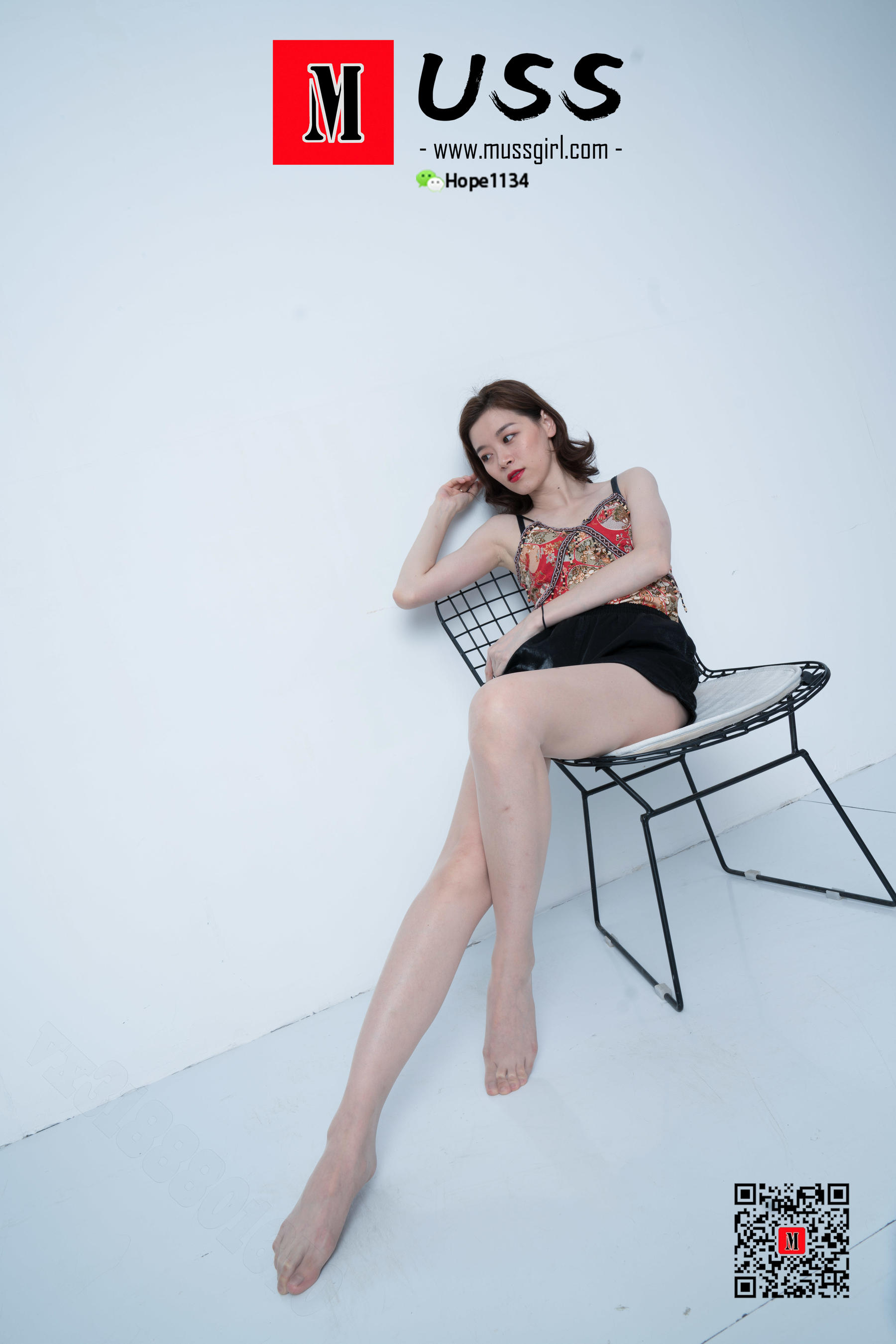[慕丝女郎MussGirl] No.020 摄影与丝－model陈（足部特辑）