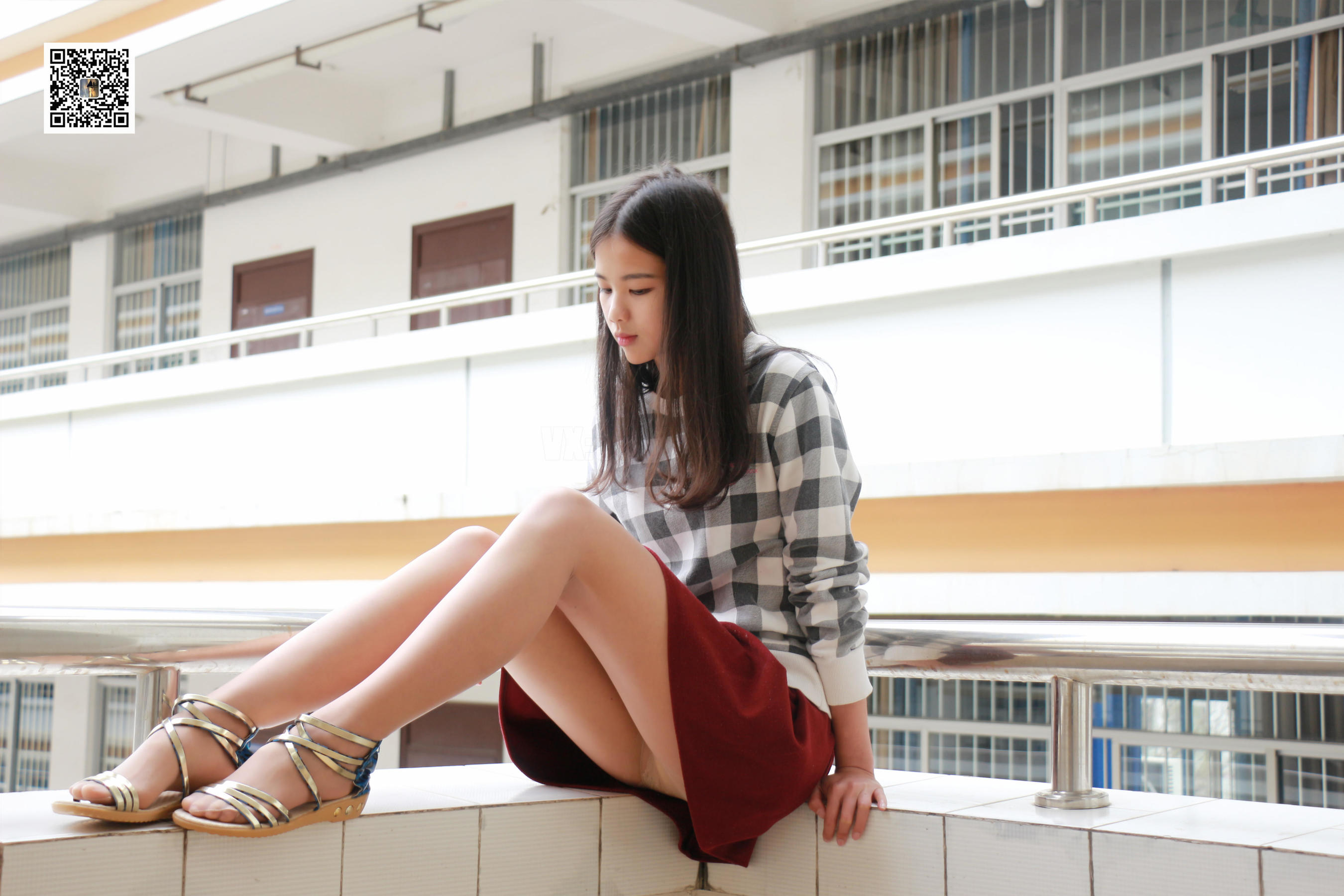 [慕丝女郎MussGirl] 学妹系列11 学妹告诉你，支援武汉，从宅做起
