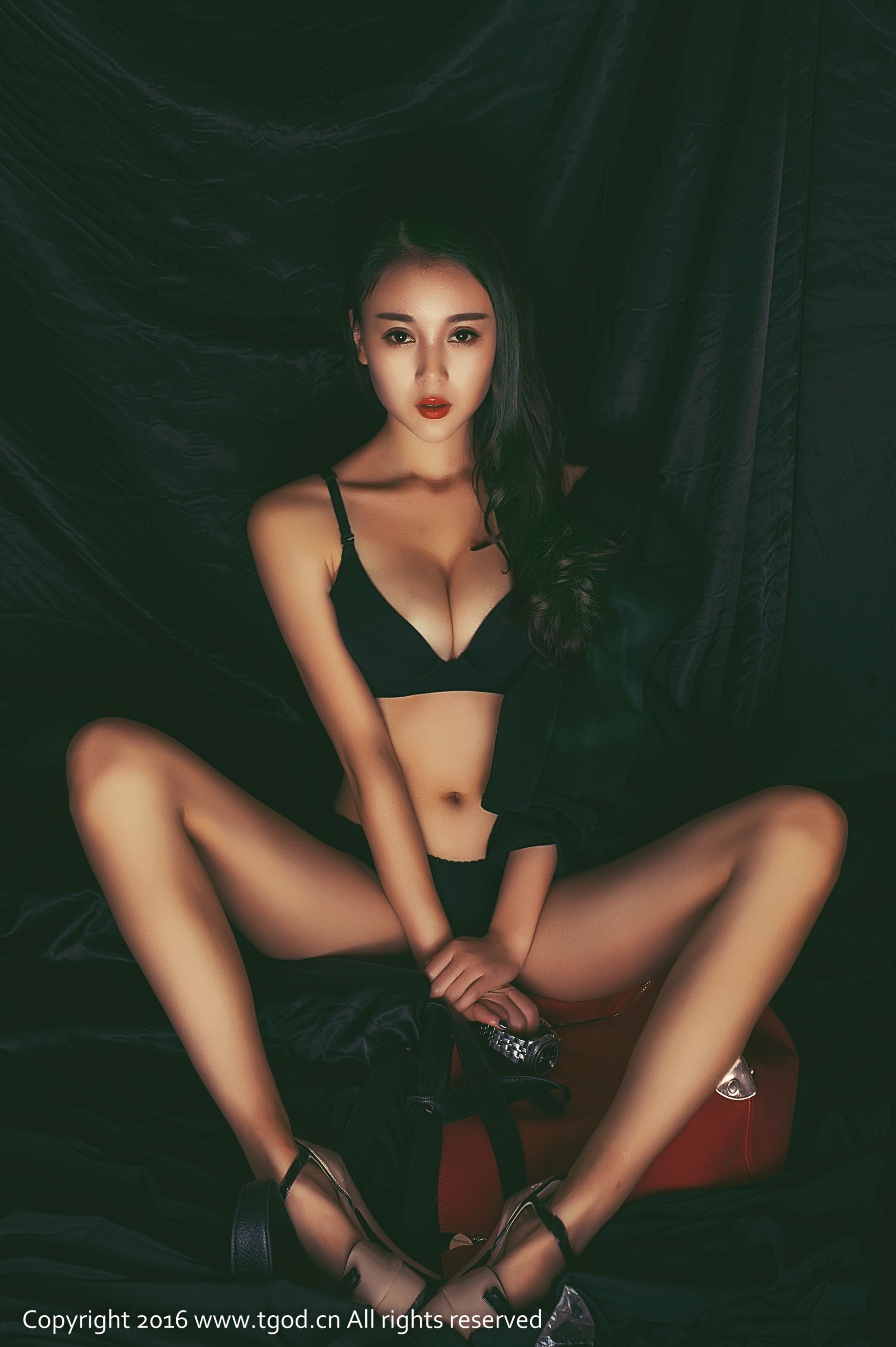 赵小米Kitty《初恋情节 校园中的青涩甜蜜》 [推女神TGOD]
