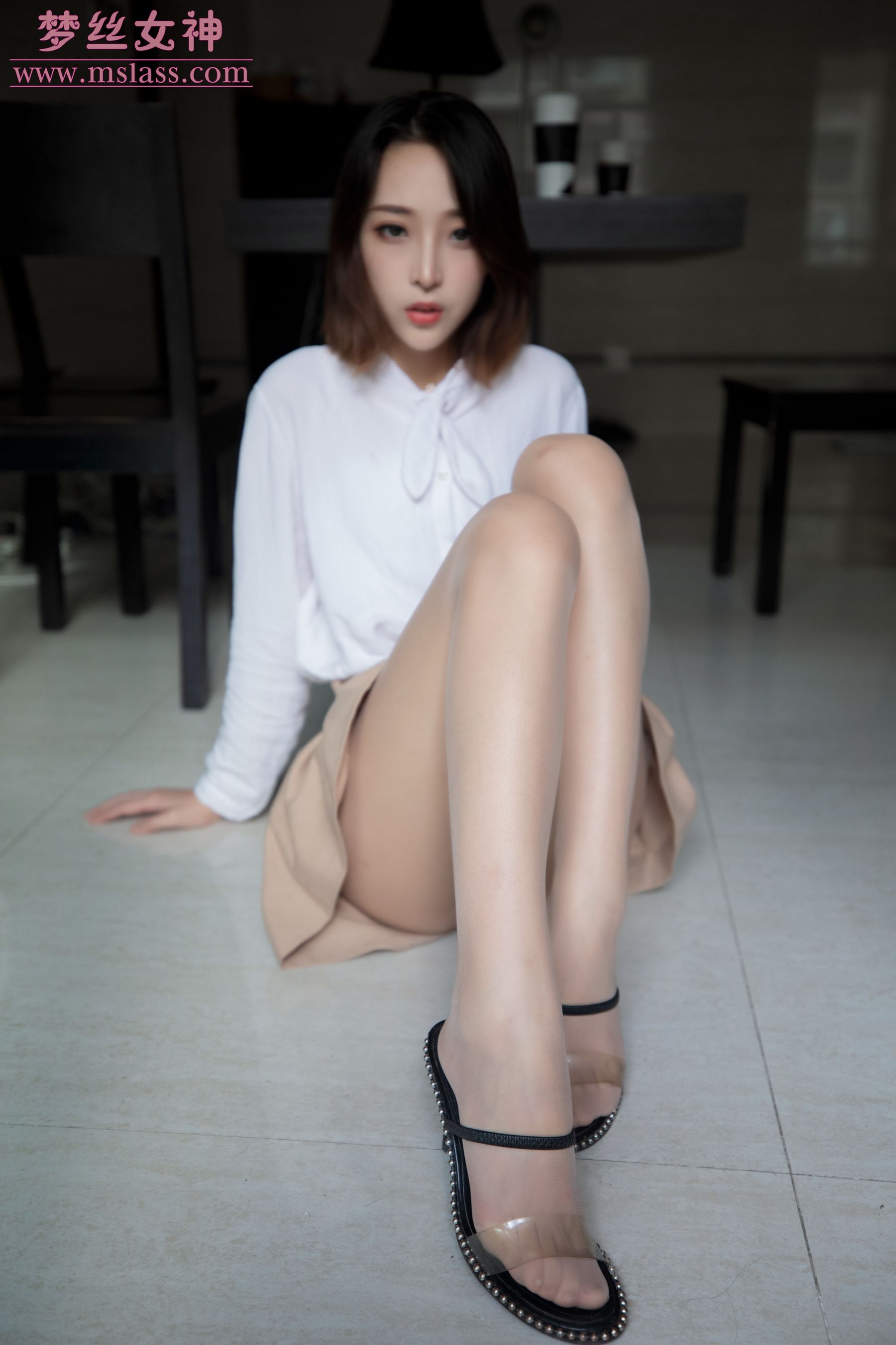 [梦丝女神MSLASS]  乔儿 美女主播（肉色）