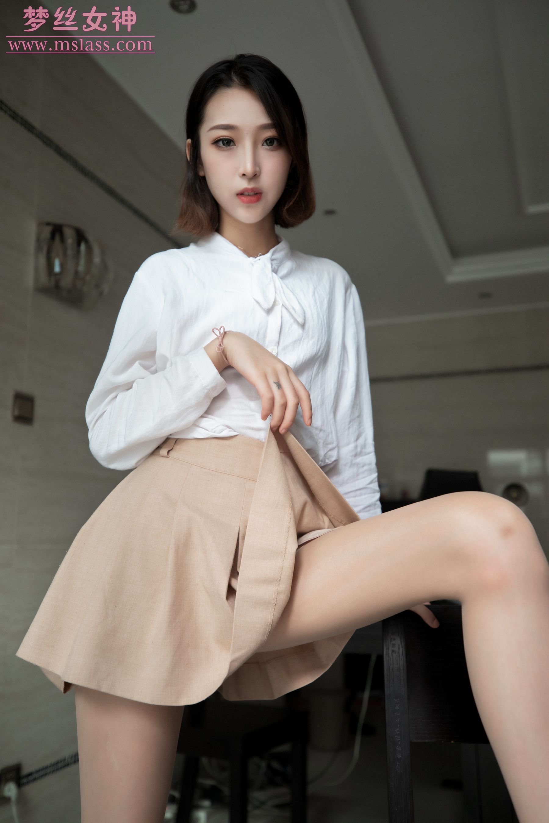[梦丝女神MSLASS]  乔儿 美女主播（肉色）