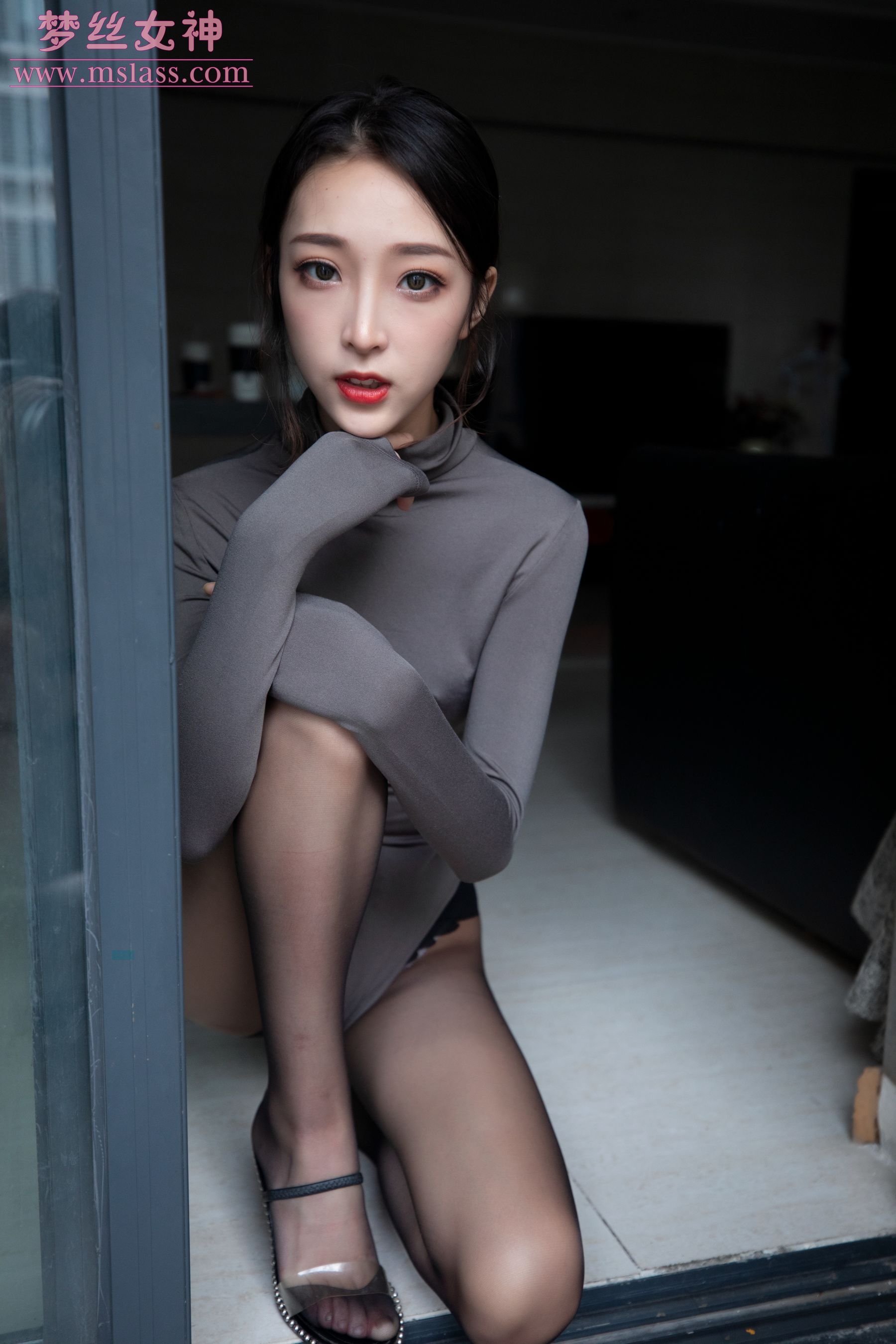 [梦丝女神MSLASS]  乔儿 美女主播（黑色）