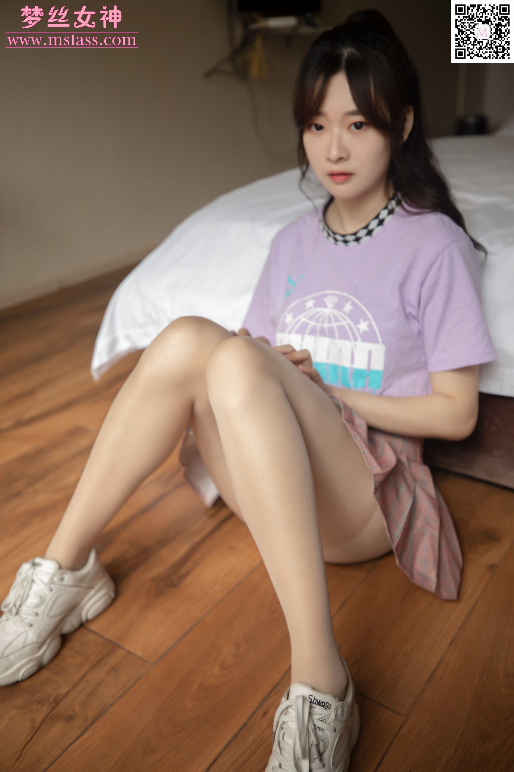 [梦丝女神MSLASS]  刘佳 笔直的丝袜腿
