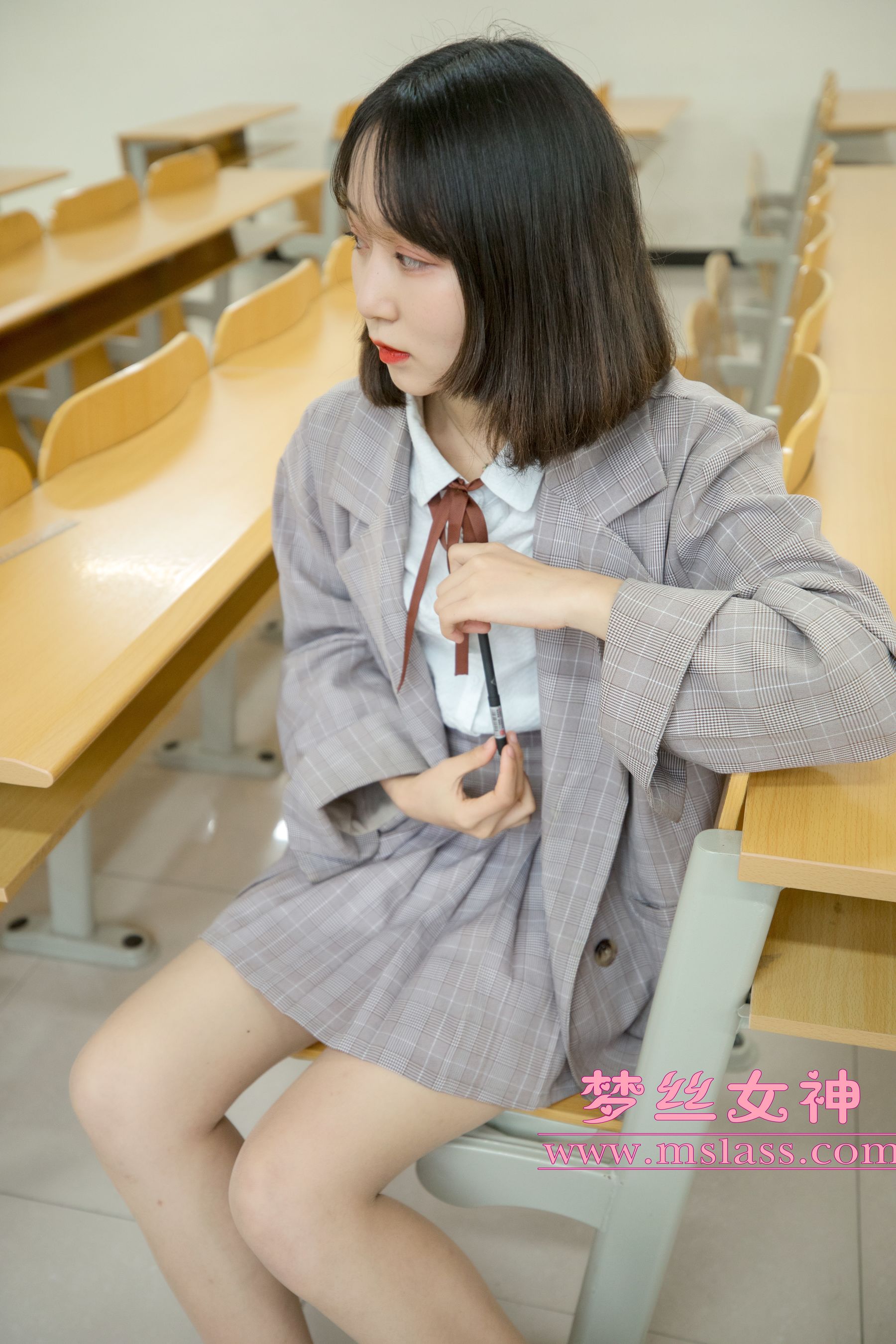 [梦丝女神MSLASS]  刘诺 教室顷语
