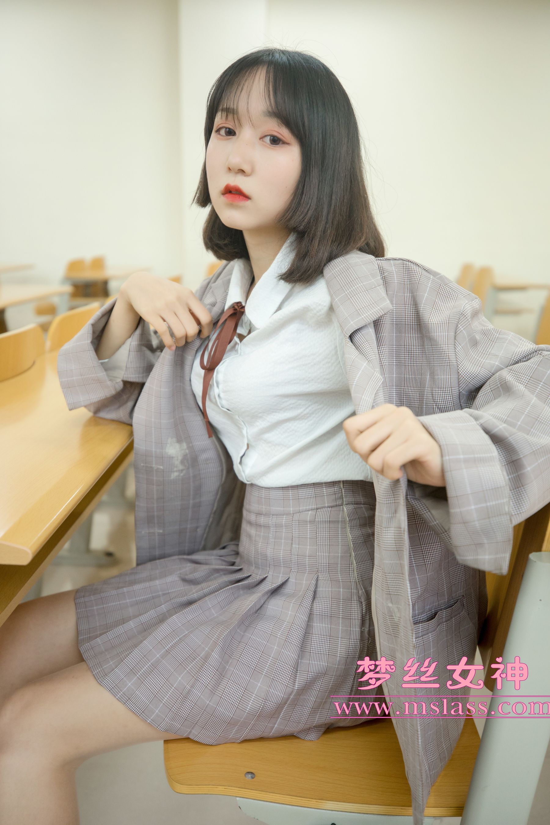 [梦丝女神MSLASS]  刘诺 教室顷语