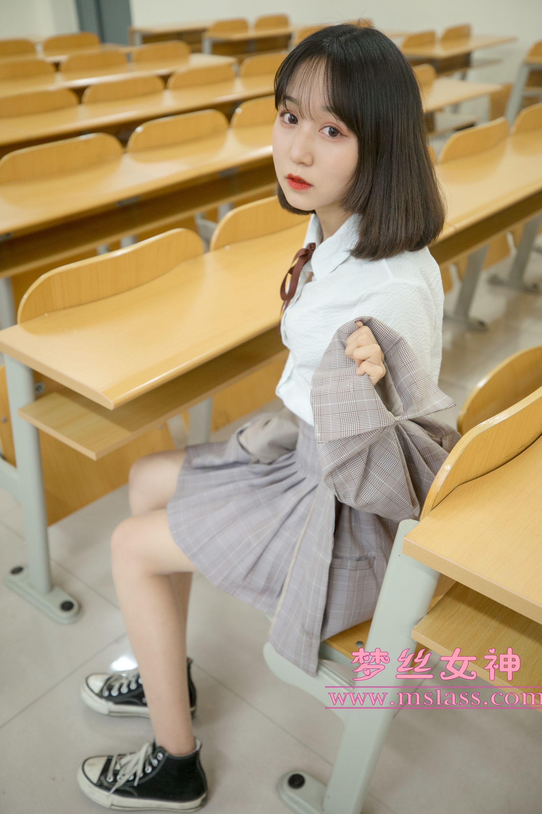 [梦丝女神MSLASS]  刘诺 教室顷语