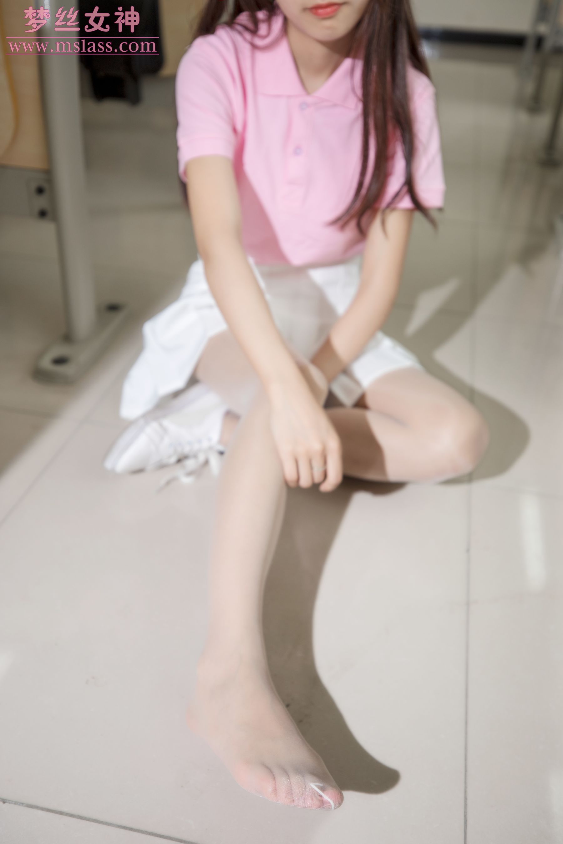[梦丝女神MSLASS]  小兔 校园黑丝和白丝的可爱