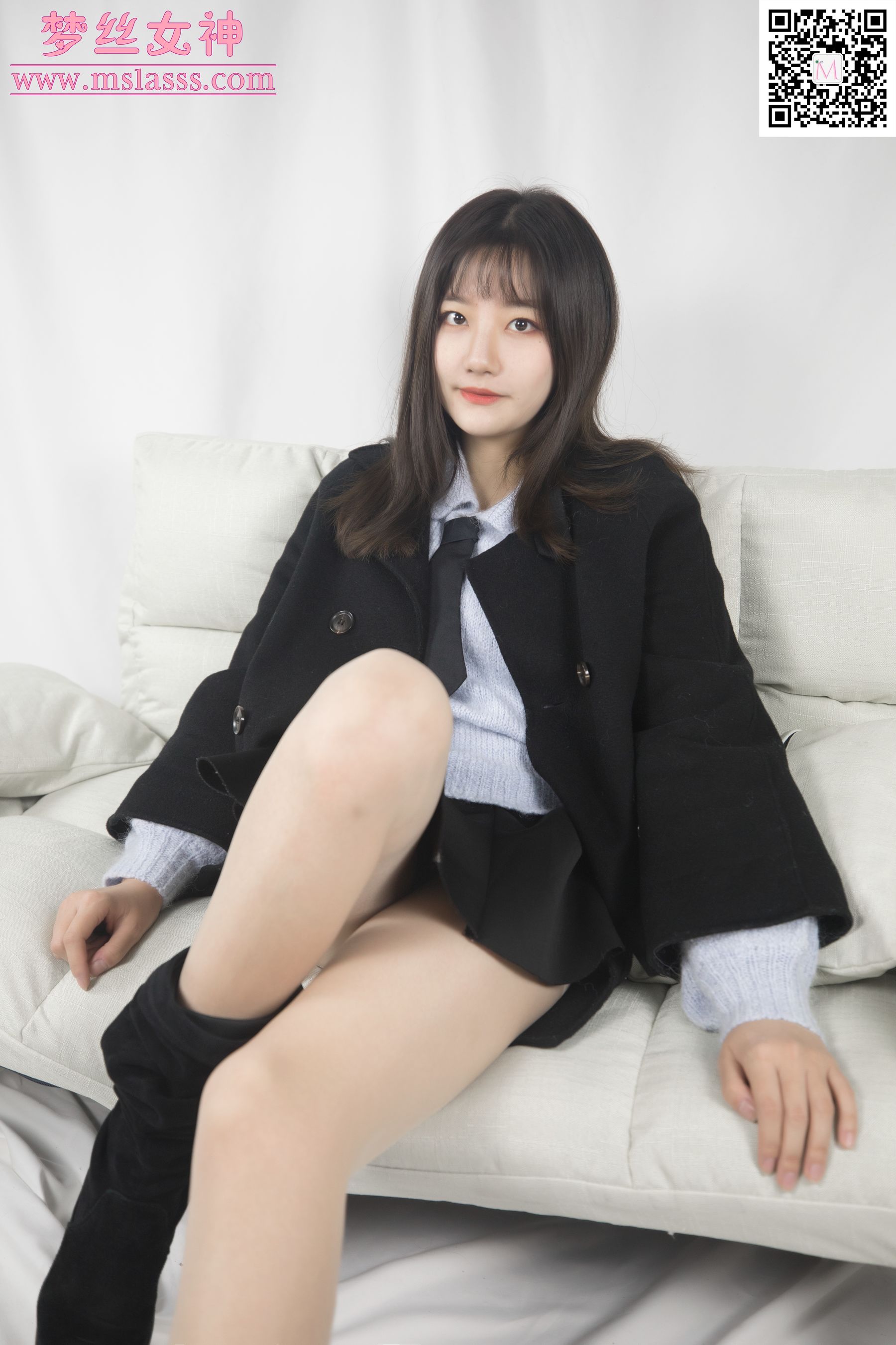[梦丝女神MSLASS]  小盐 黑风衣下的美腿