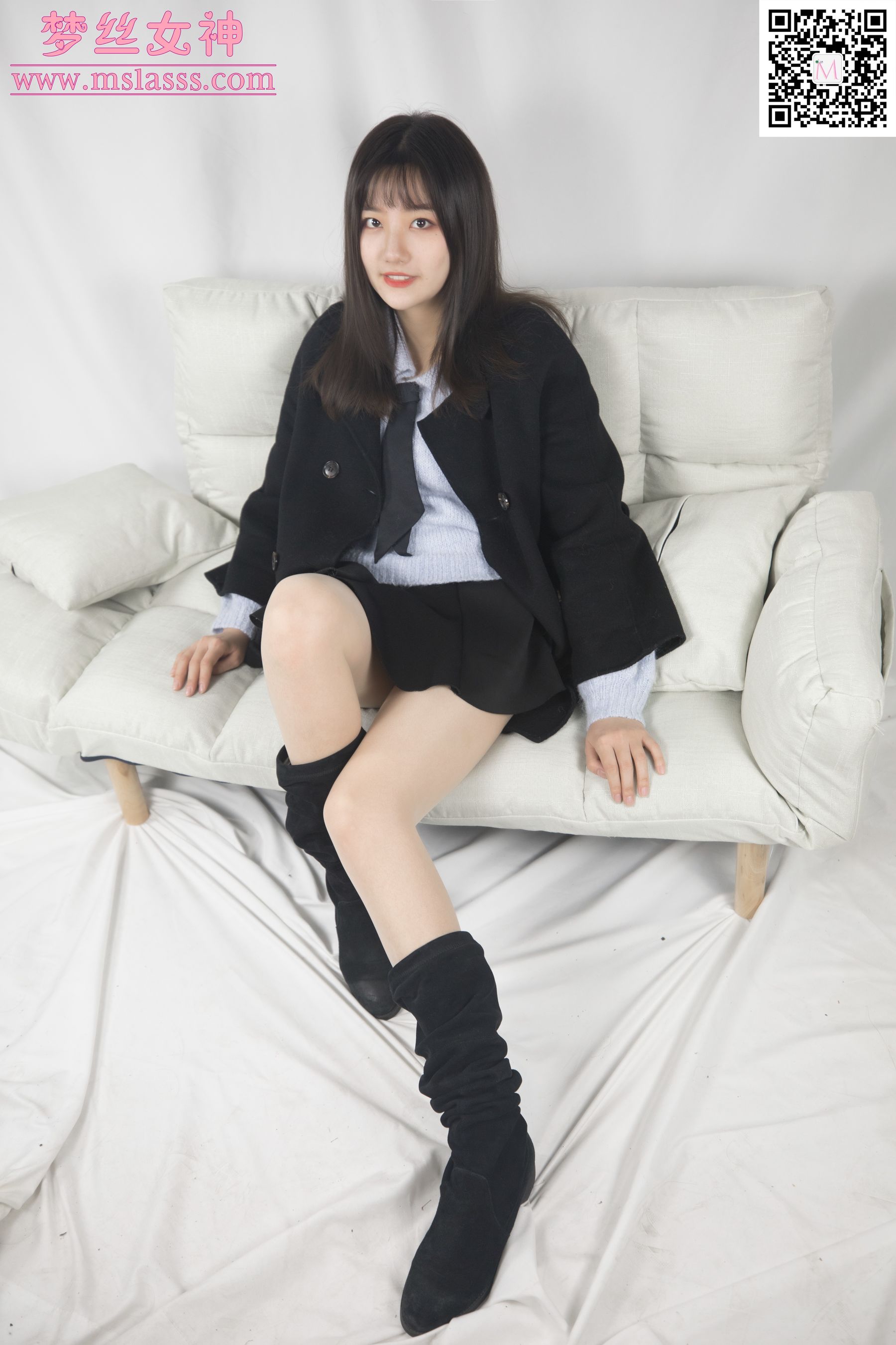 [梦丝女神MSLASS]  小盐 黑风衣下的美腿