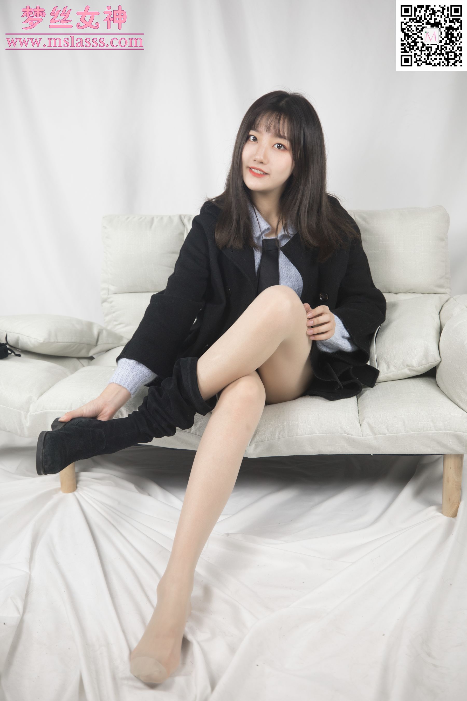 [梦丝女神MSLASS]  小盐 黑风衣下的美腿