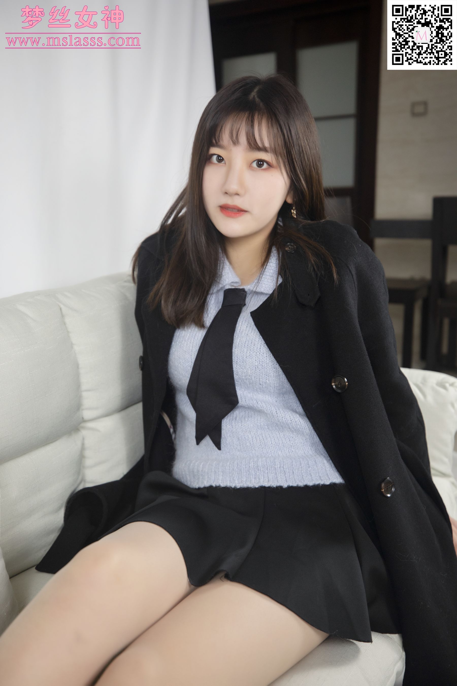 [梦丝女神MSLASS]  小盐 黑风衣下的美腿