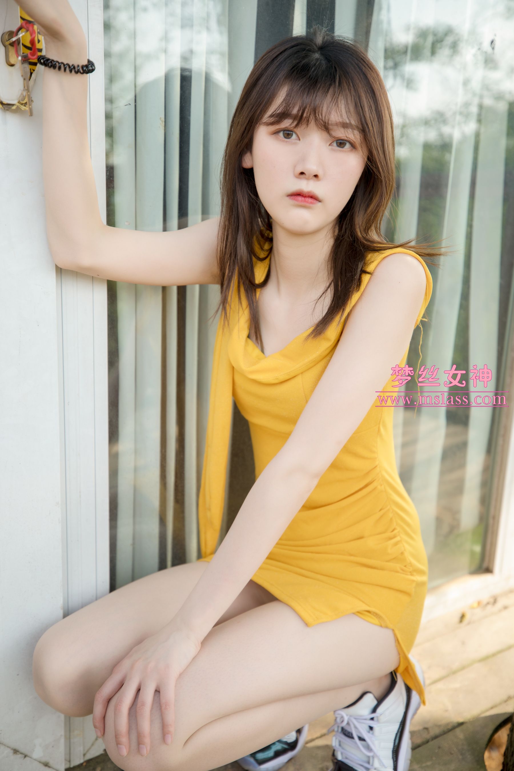 [梦丝女神MSLASS]  张思敏 甜甜的丝袜美腿