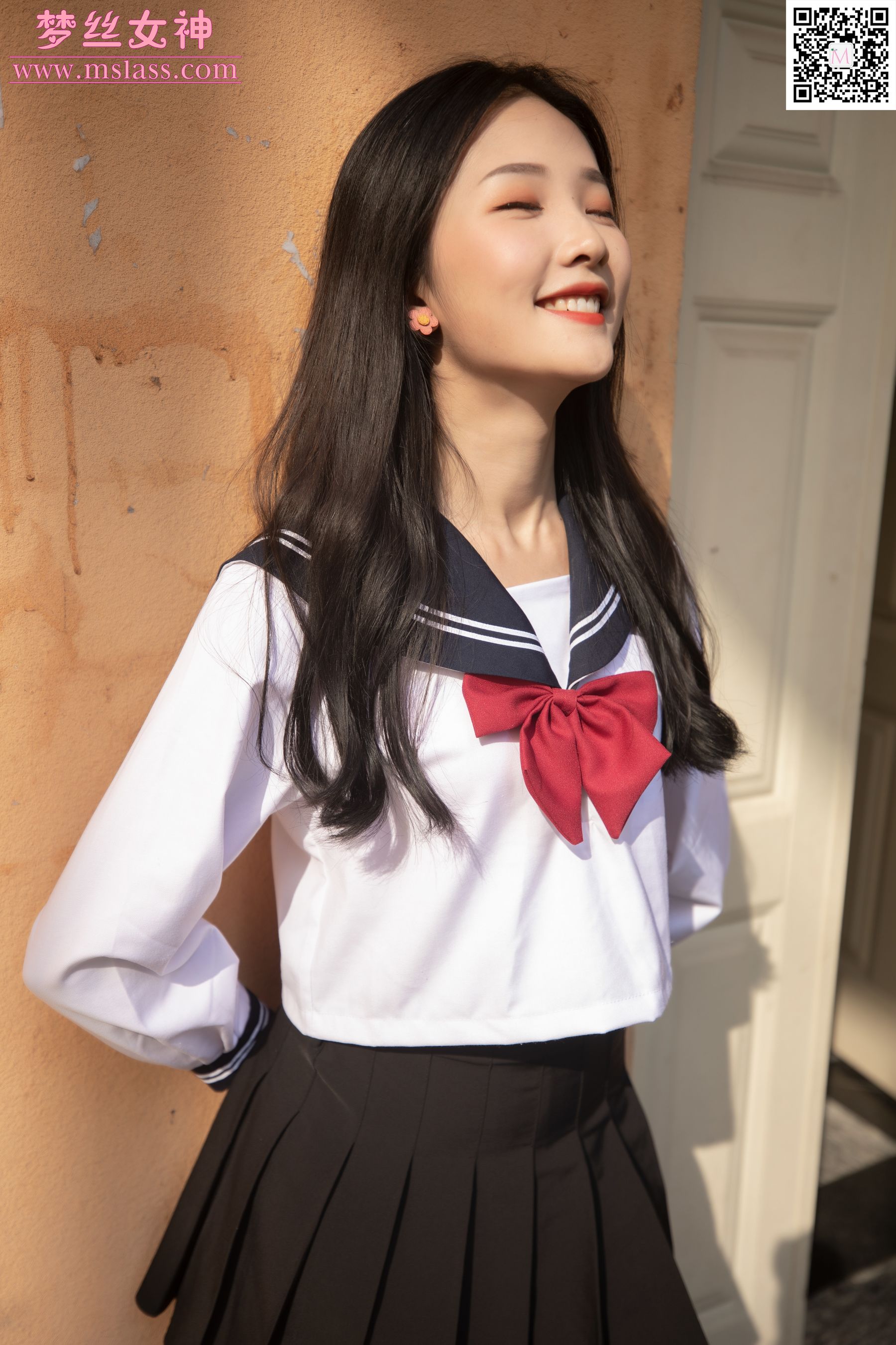 [梦丝女神MSLASS]  张芷馨 爱笑的少女