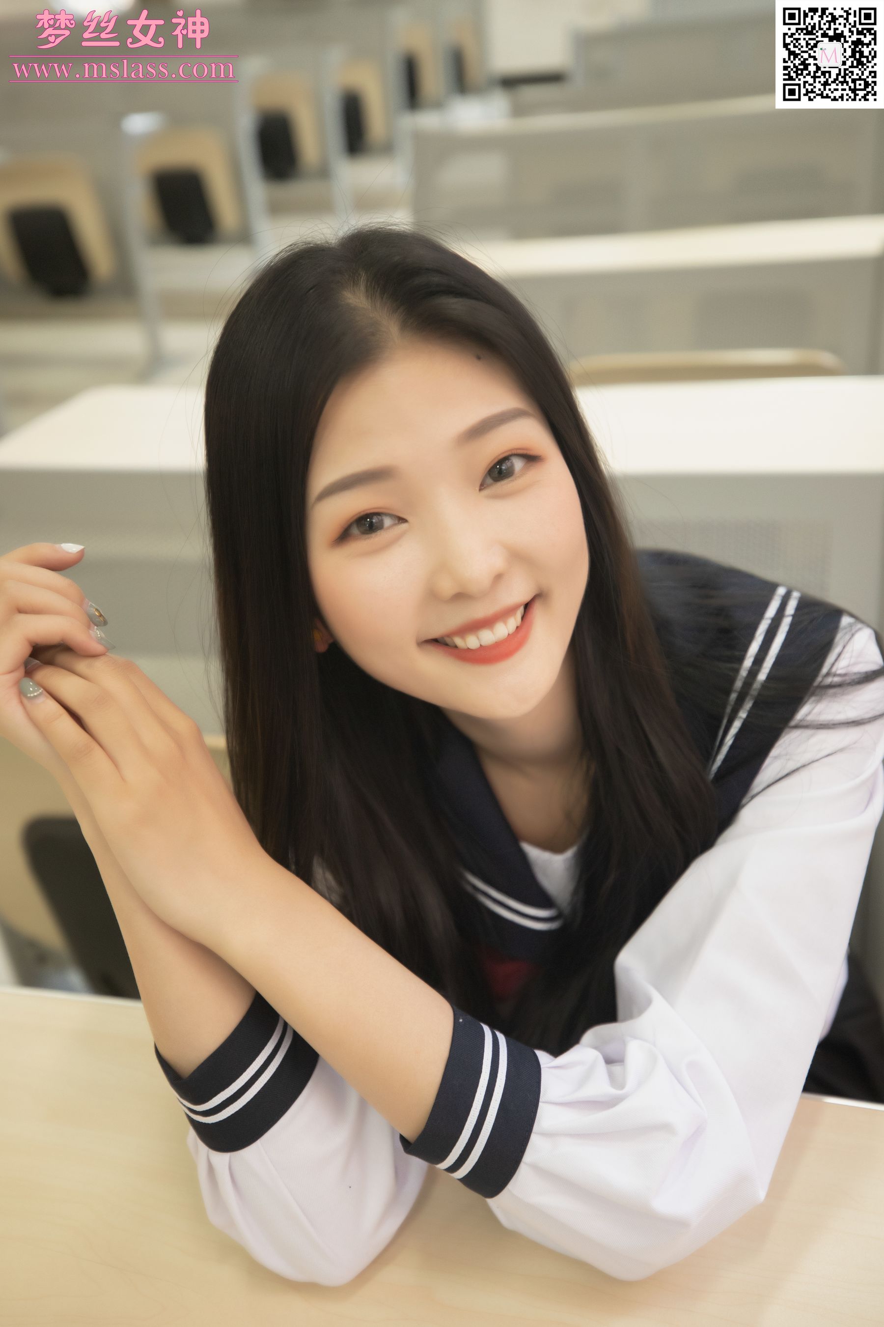 [梦丝女神MSLASS]  张芷馨 爱笑的少女