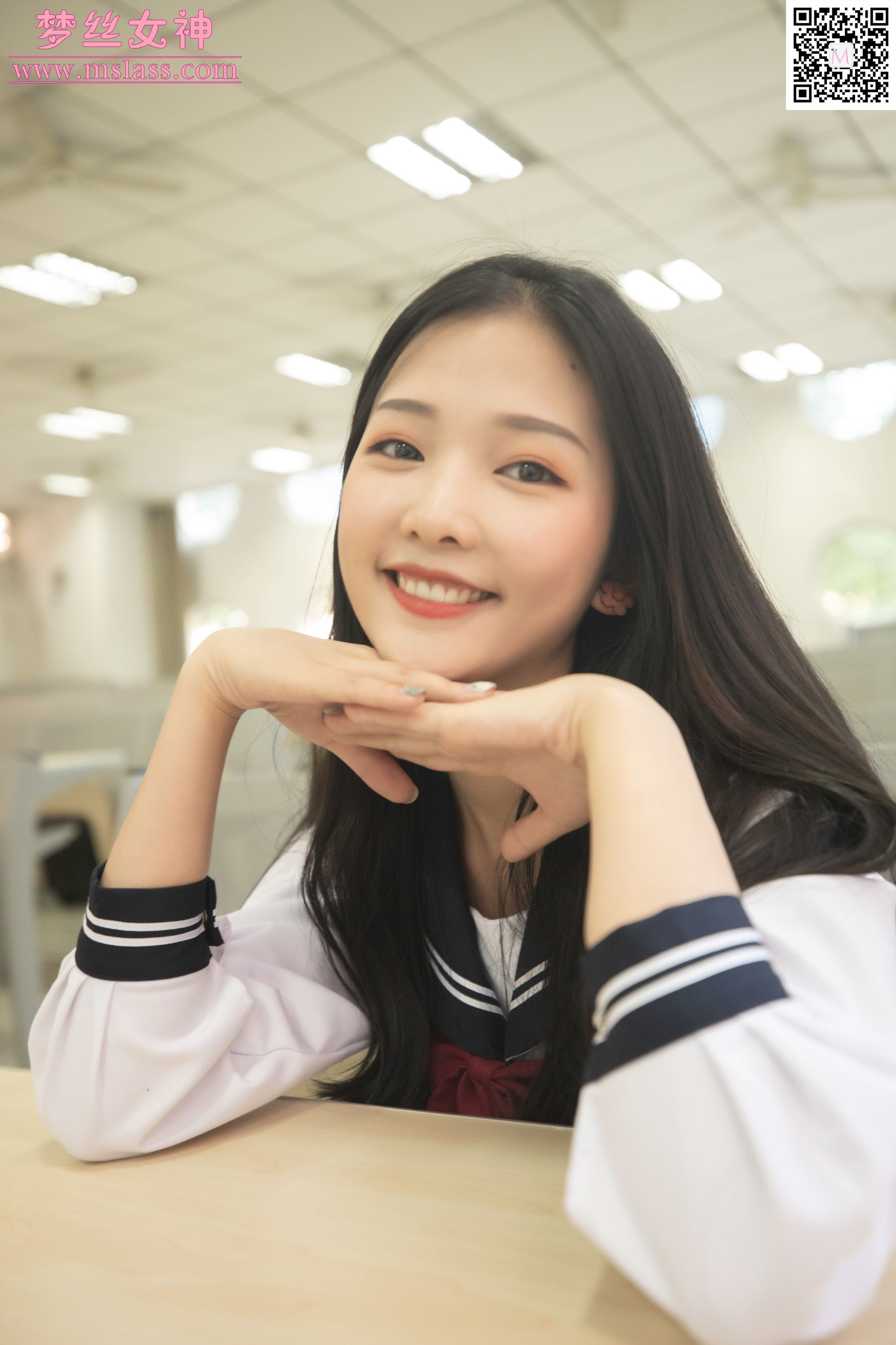 [梦丝女神MSLASS]  张芷馨 爱笑的少女