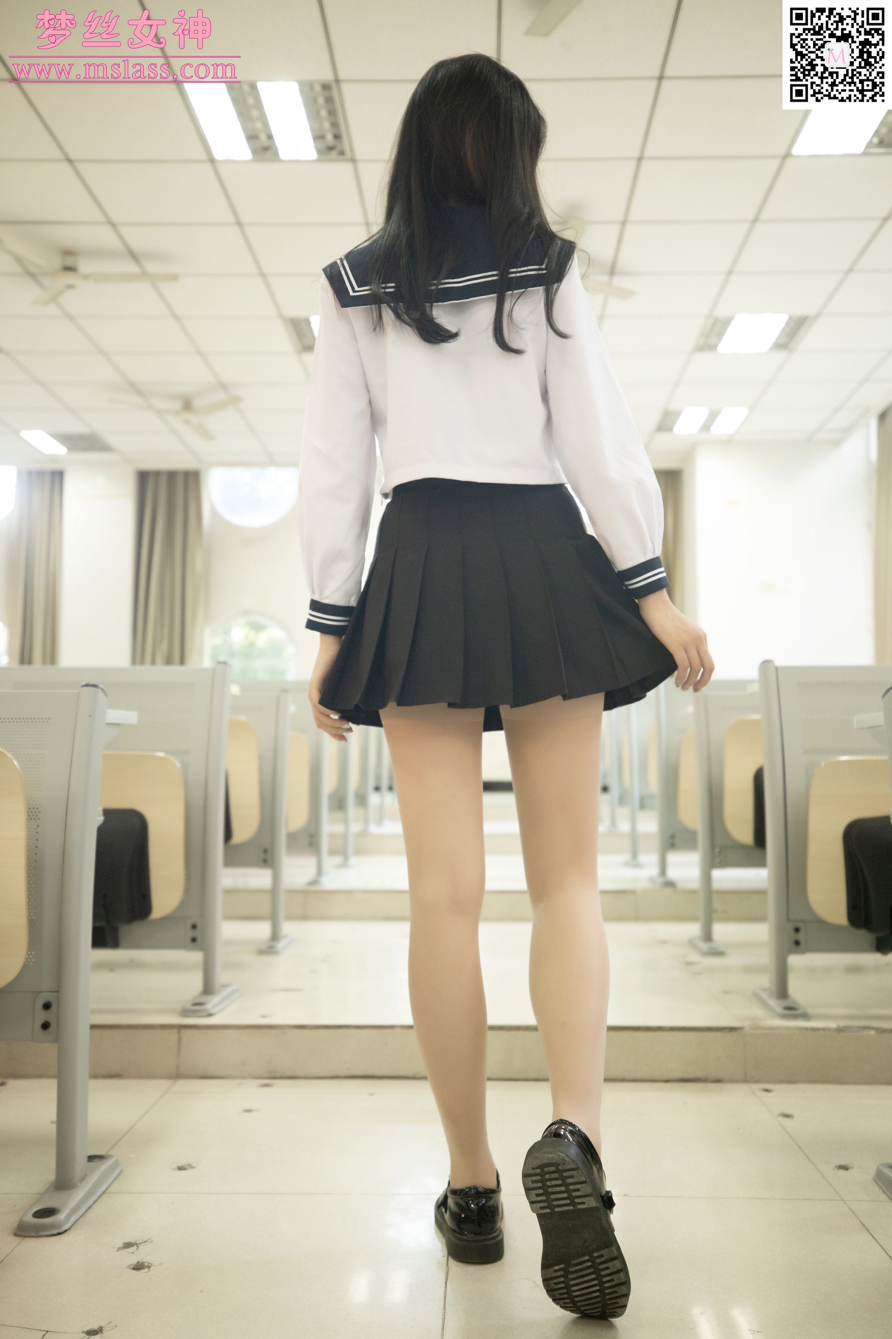 [梦丝女神MSLASS]  张芷馨 爱笑的少女