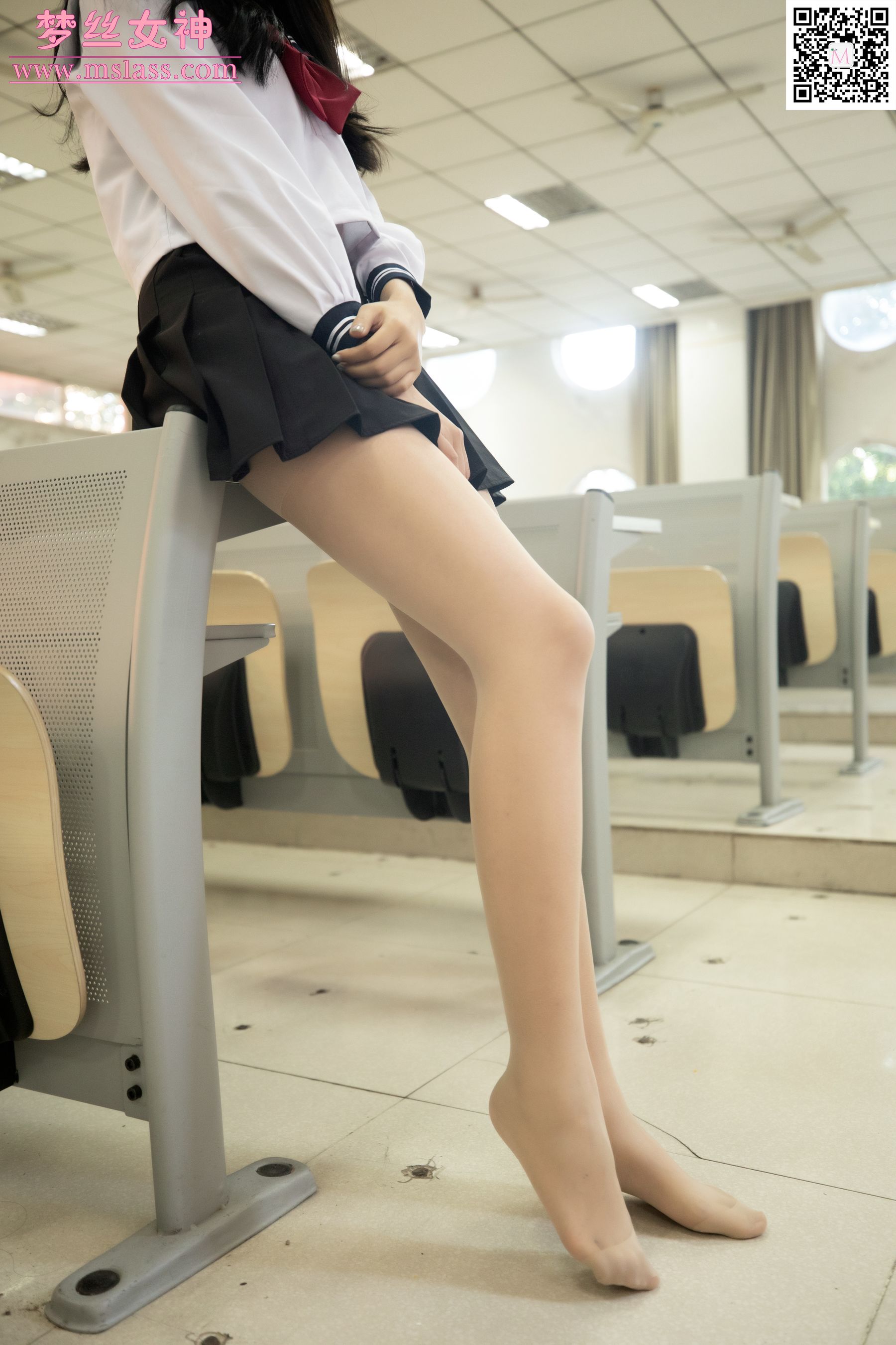 [梦丝女神MSLASS]  张芷馨 爱笑的少女