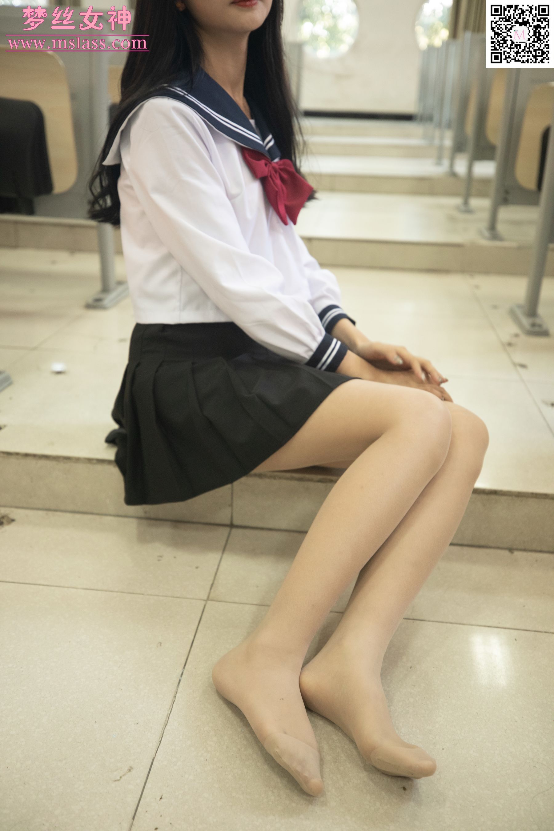 [梦丝女神MSLASS]  张芷馨 爱笑的少女