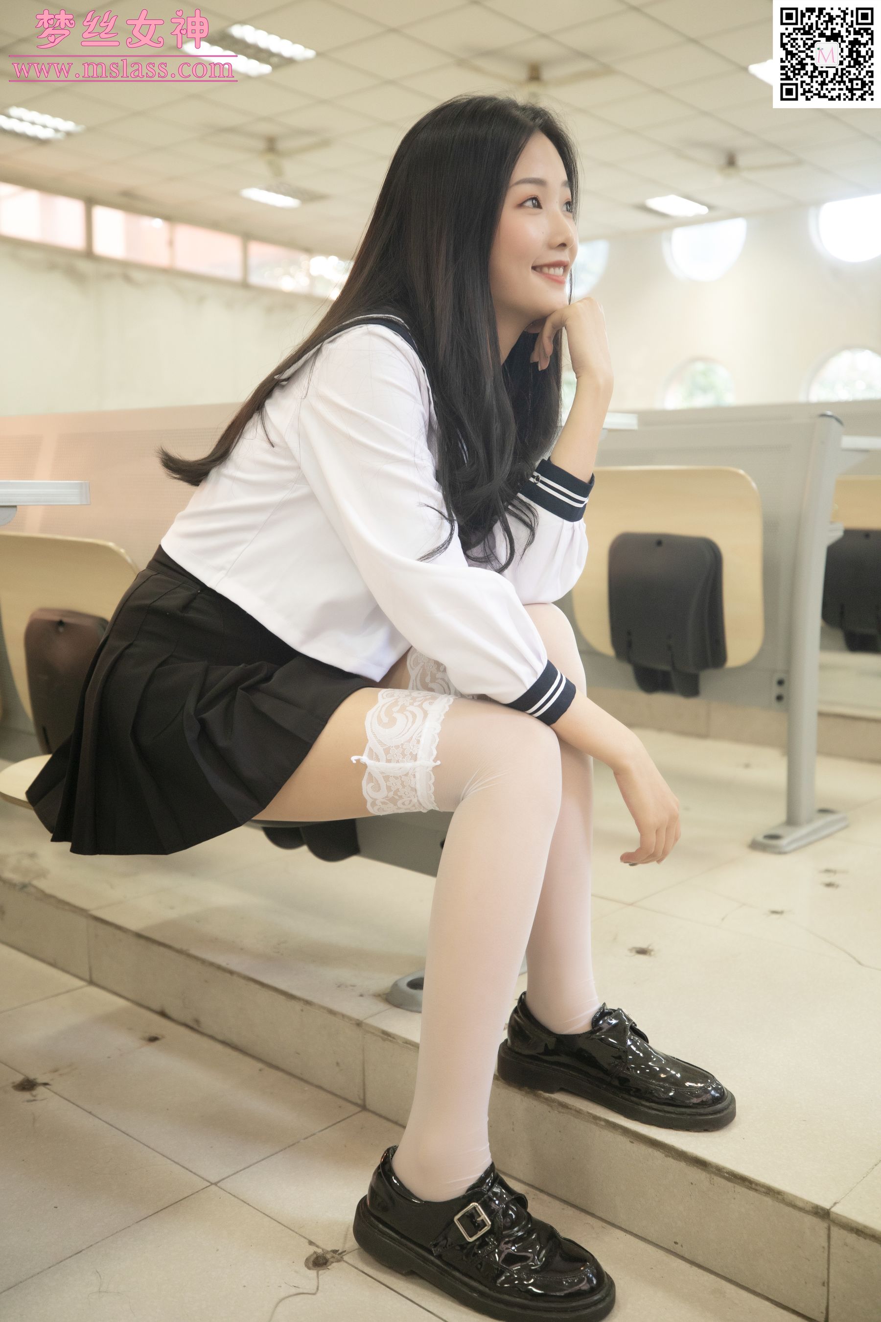 [梦丝女神MSLASS]  张芷馨 爱笑的少女
