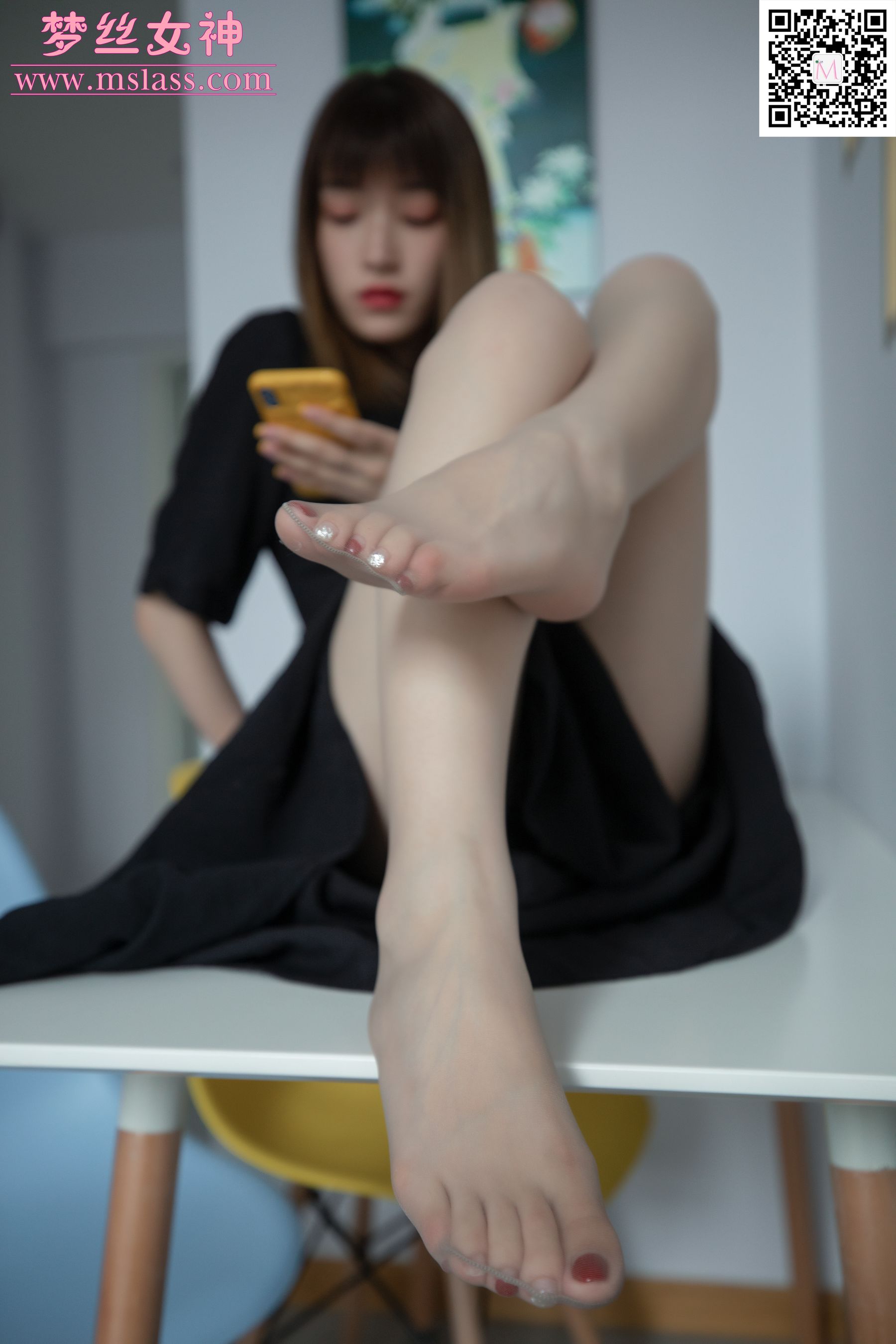 [梦丝女神MSLASS]  晓晓 黑衣少女