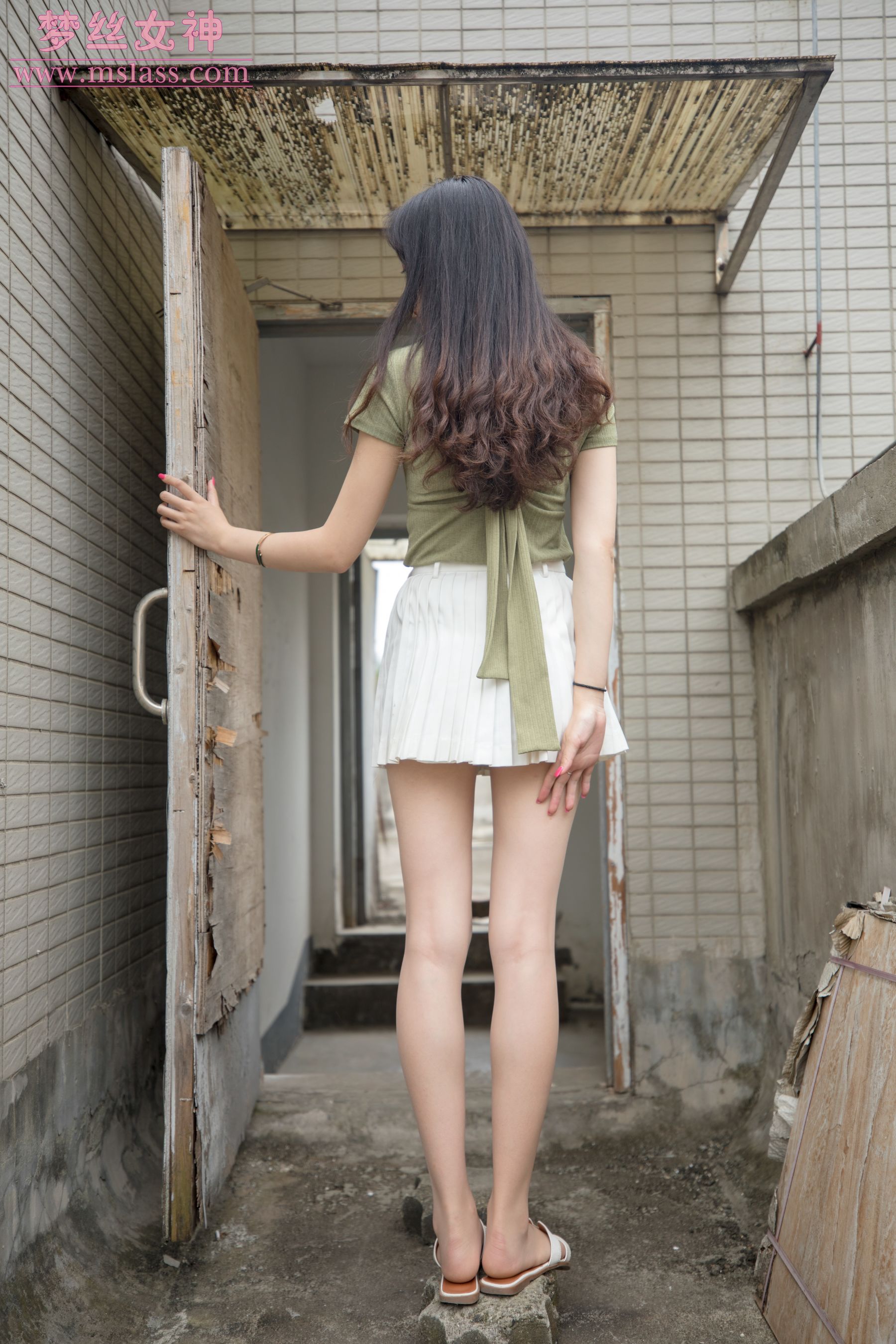 [梦丝女神MSLASS]  柳儿 侧颜太美的小姐姐