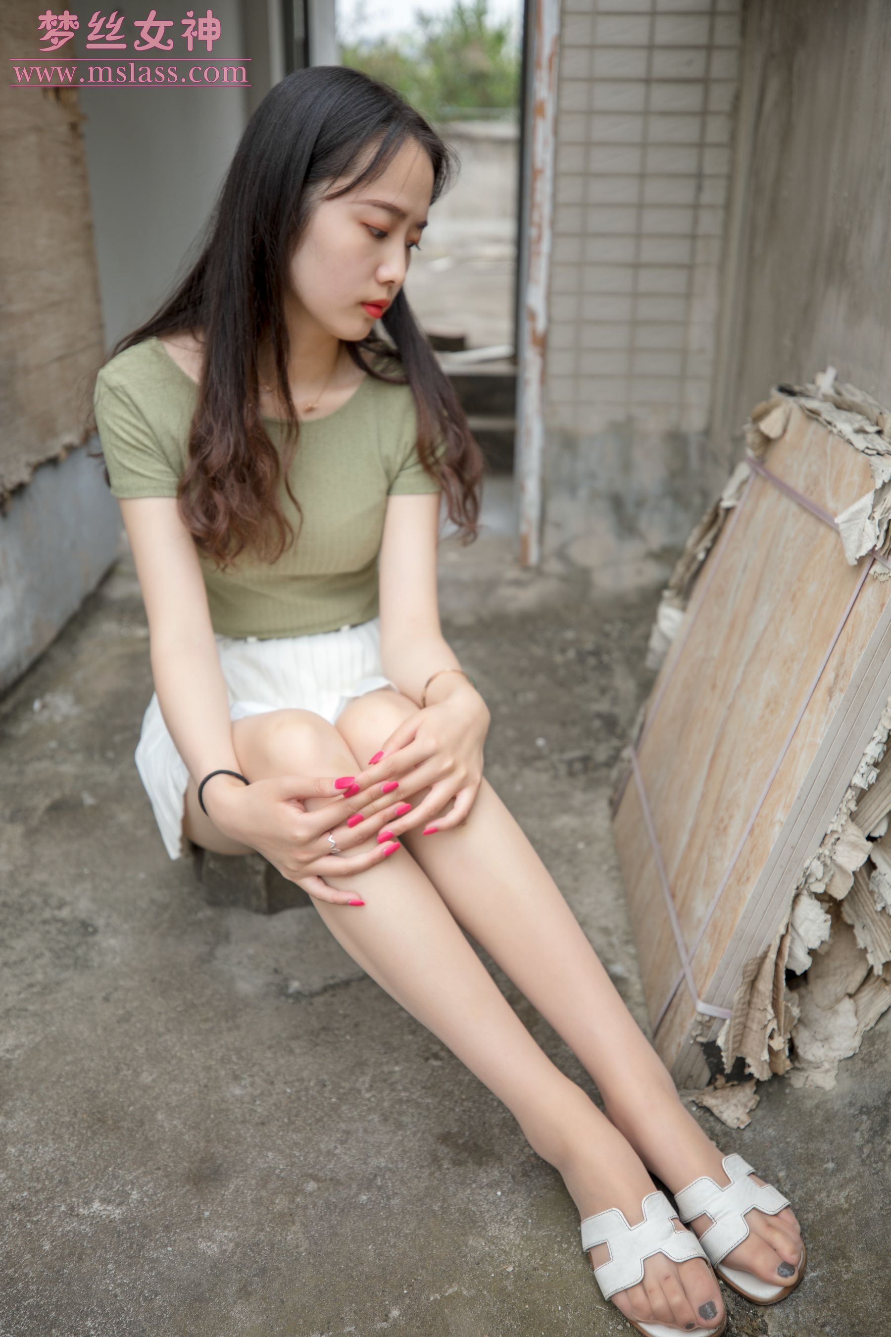 [梦丝女神MSLASS]  柳儿 侧颜太美的小姐姐